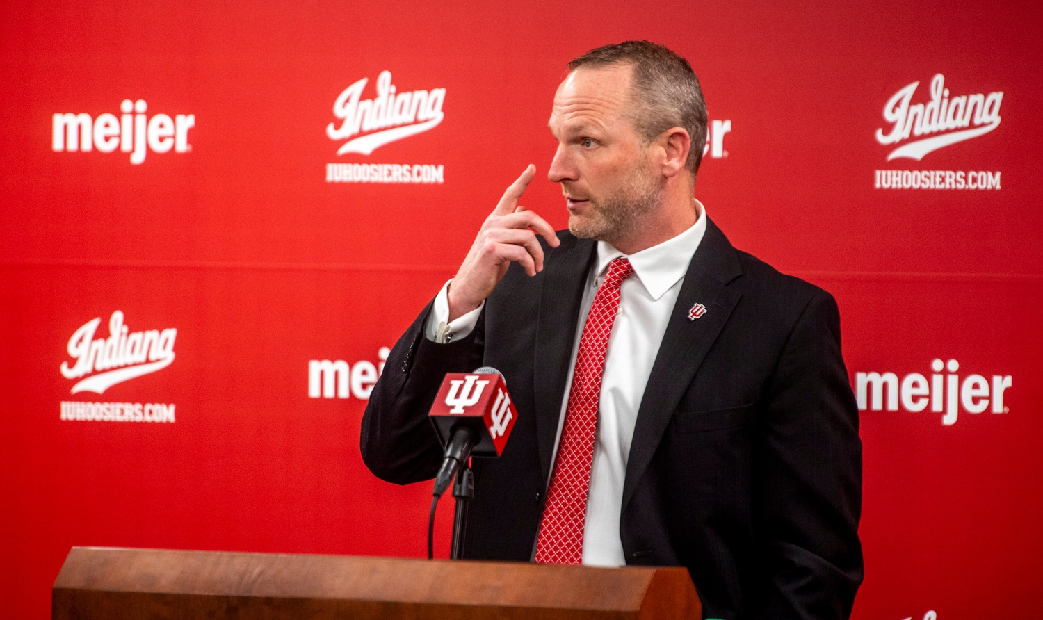 Indiana University men's basketball Head Coach Darian DeVries speaks at the introductory press conference at Simon Skjodt Assembly Hall on Wednesday, March 19, 2025.