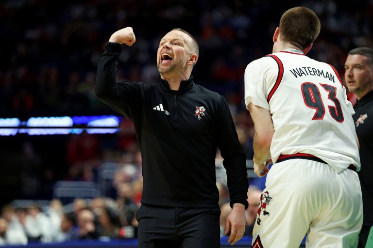 Louisville Cardinals head coach Pat Kelsey reacts from the sidelines during the first half of the game against the Creighton Bluejays in the first round of the NCAA Tournament at Rupp Arena.