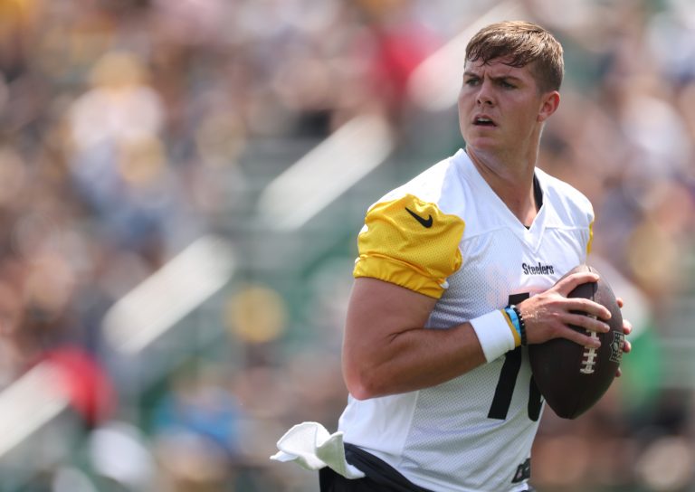 Pittsburgh Steelers quarterback Will Howard (18) participates in drills during training camp at Saint Vincent College.