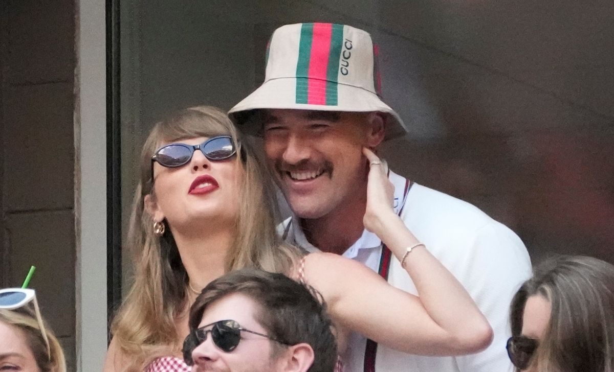 Taylor Swift and Travis Kelce Engaged