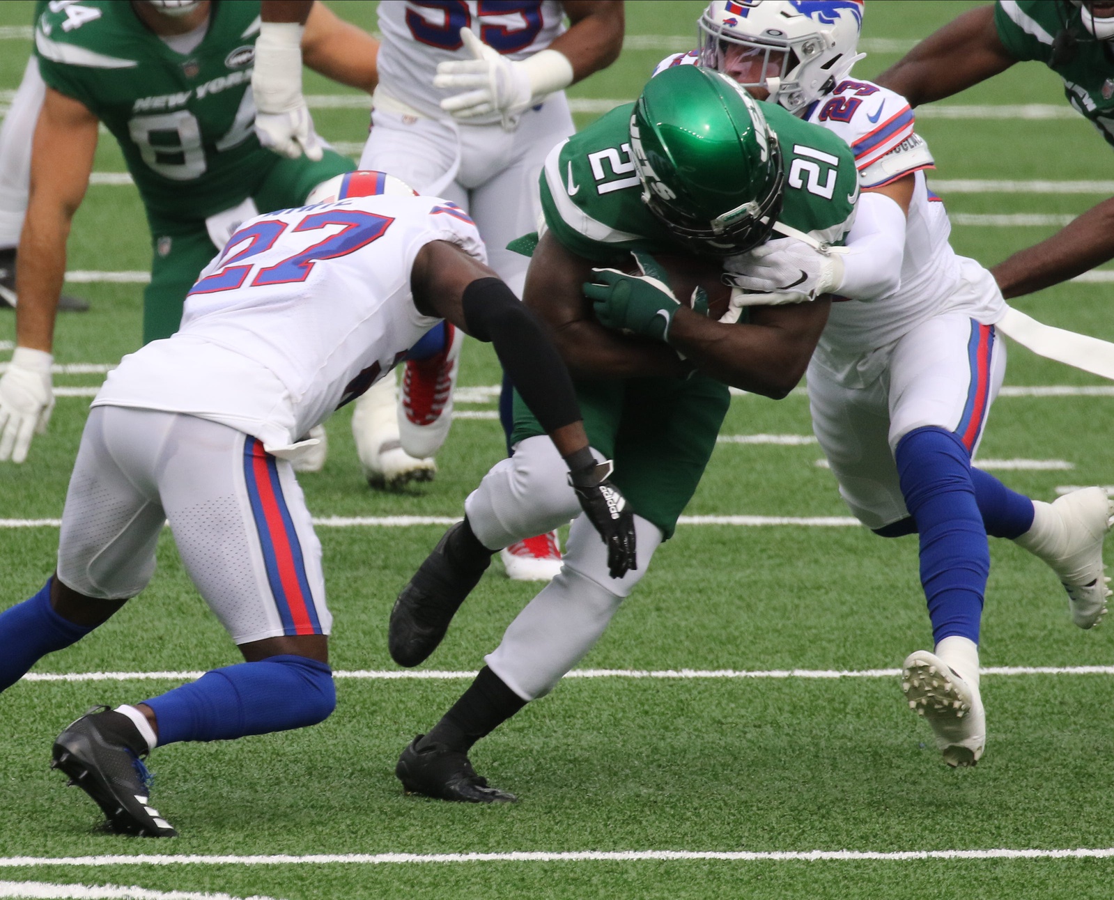 Tre'Davious WhiteÊand Micah Hyde of Buffalo tackle Frank Gore of the Jetsas the Buffalo Bills met the New York Jets at Metlife Stadium in East Rutherford, New Jersey on October 25, 2020.

The Buffalo Bills Vs The New York Jets At Metlife Stadium In East Rutherford New Jersey On October 25 2020