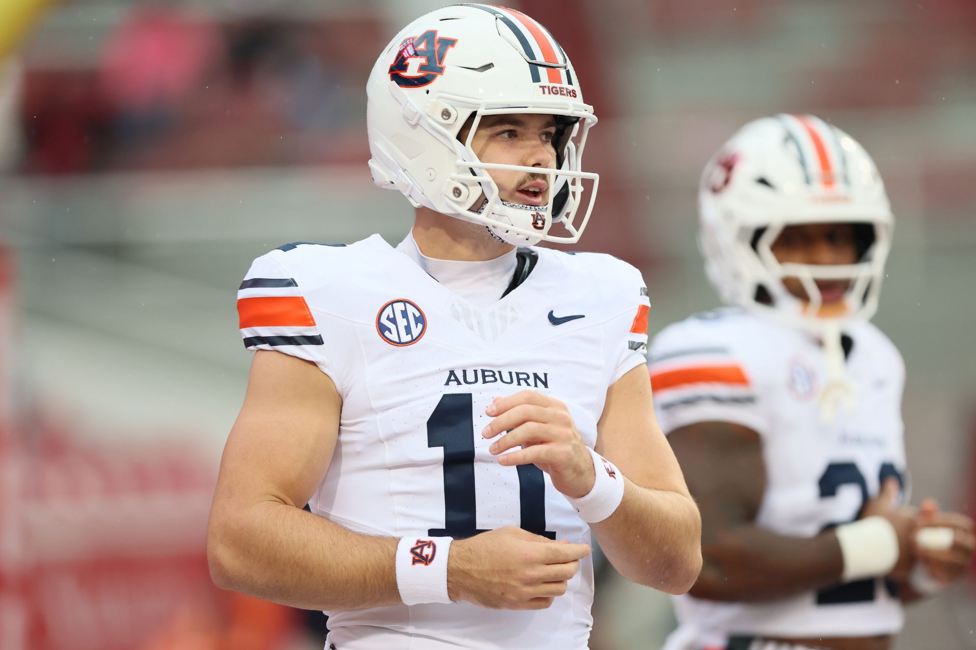 ‘Paid 2.4 Million BTW’: Fans React As Auburn Benches QB Jackson Arnold During Arkansas Showdown in Week 9 Auburn Tigers quarterback Jackson Arnold (11) prior to the game against the Arkansas Razorbacks at Donald W. Reynolds Razorback Stadium.