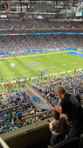 (image credits: @christengolf on Instagram)