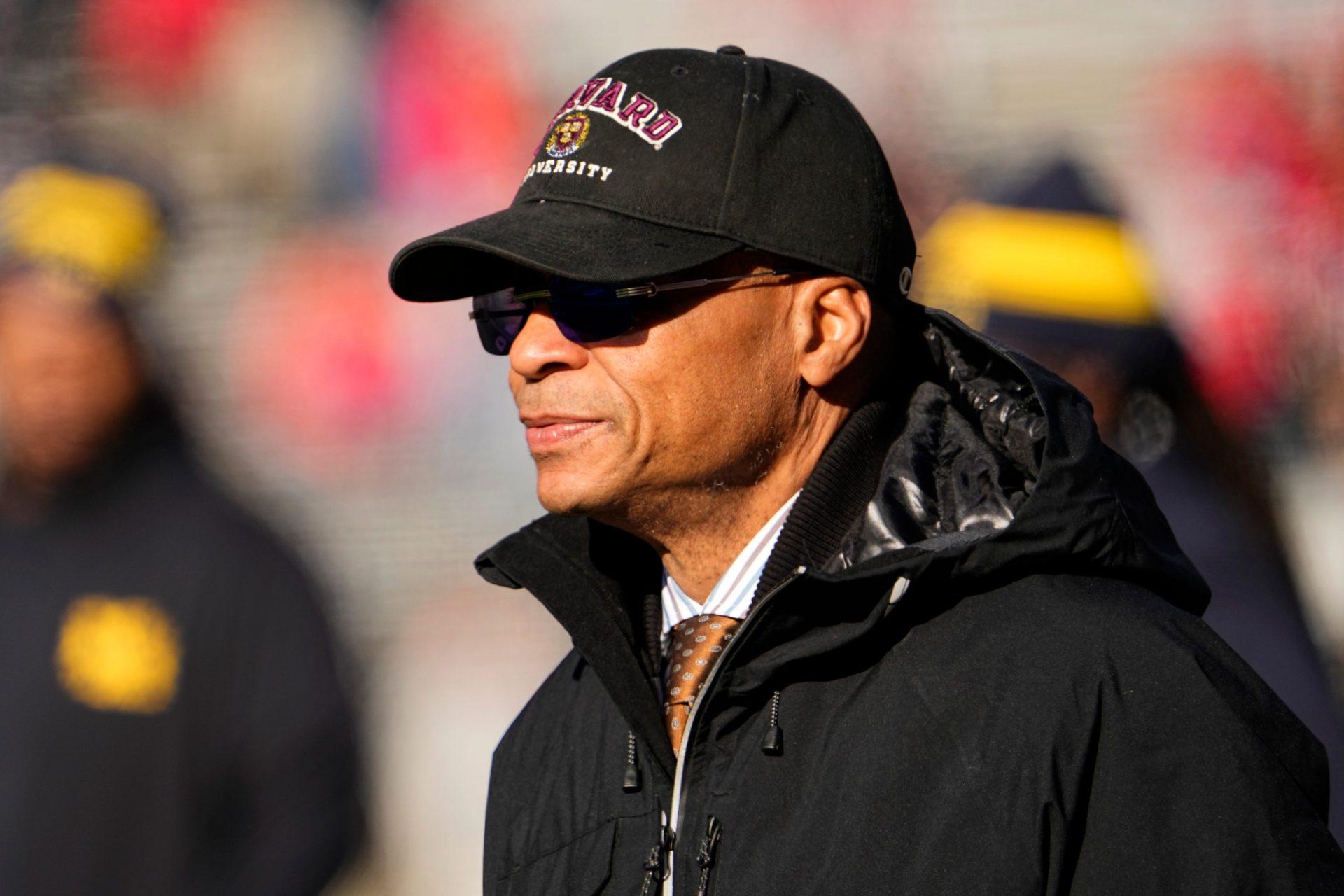 Fox Sports announcer Gus Johnson walks across the field prior to the NCAA football game between the Ohio State Buckeyes and the Michigan Wolverines at Ohio Stadium. Mandatory Credit: Adam Cairns-The Columbus Dispatch

Ncaa Football Michigan Wolverines At Ohio State Buckeyes