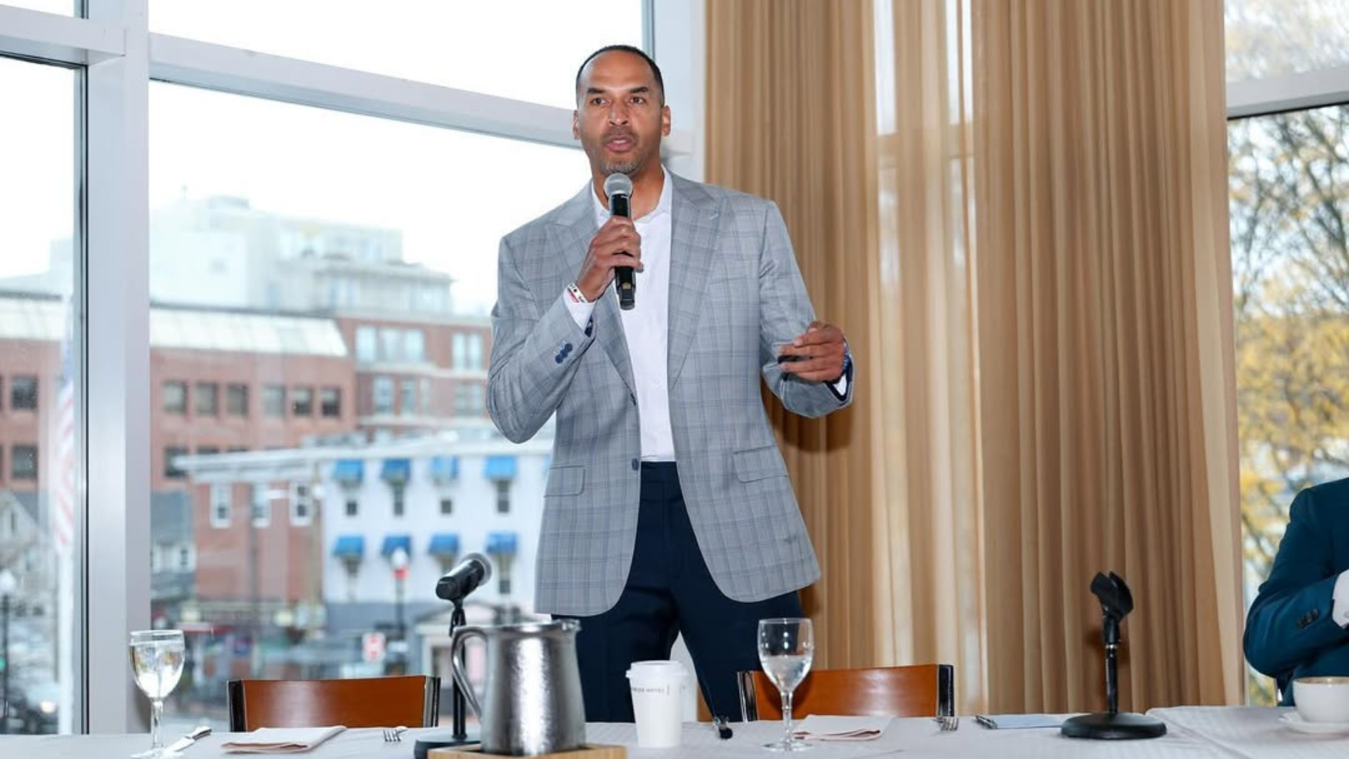 Nico Harrison. - Source: https://www.instagram.com/p/DBwd4W-JqyX/?hl=en&img_index=9