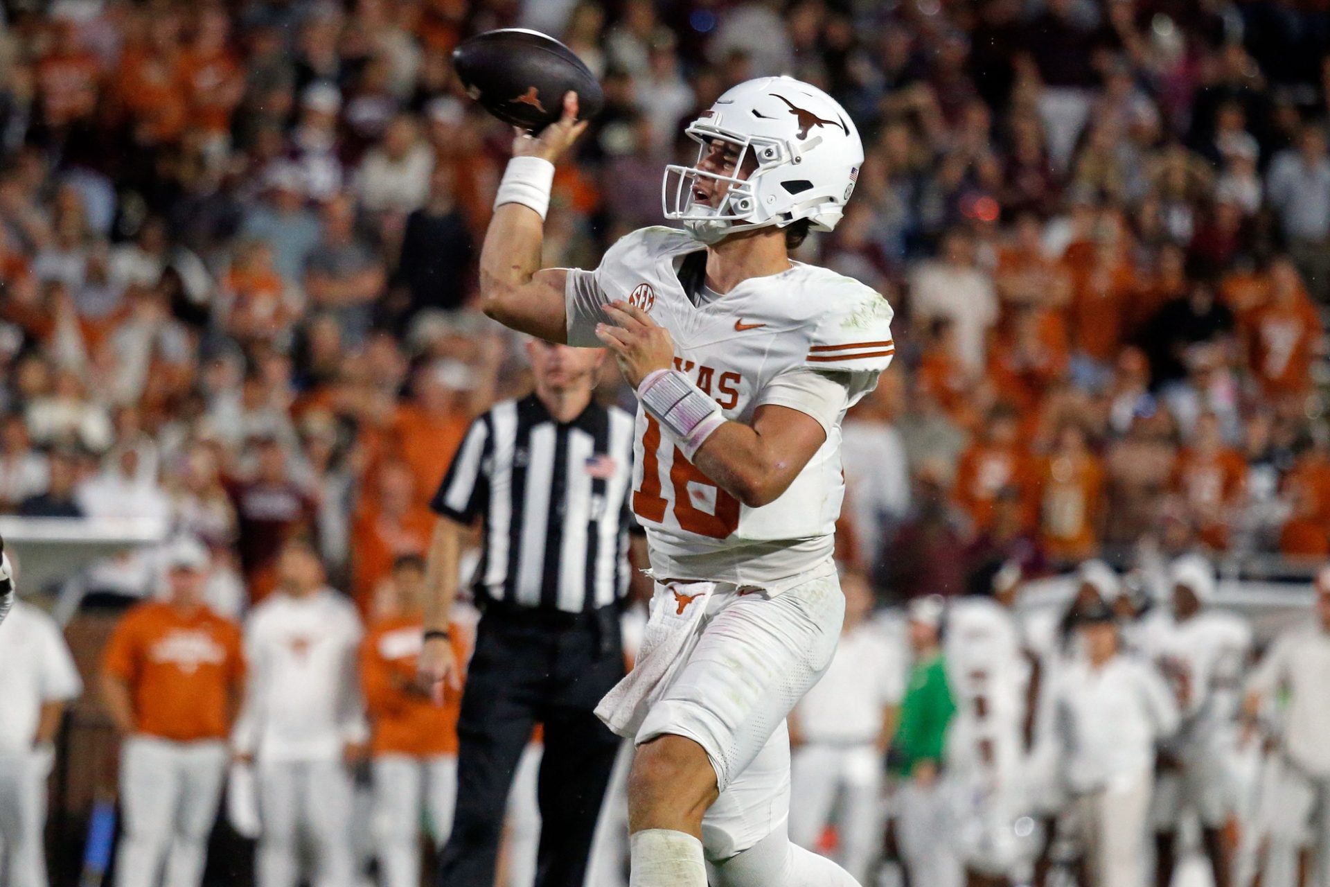 Texas Longhorns quarterback Arch Manning (16) passes the ball during the fourth quarter against the Mississippi State Bulldogs at Davis Wade Stadium at Scott Field.