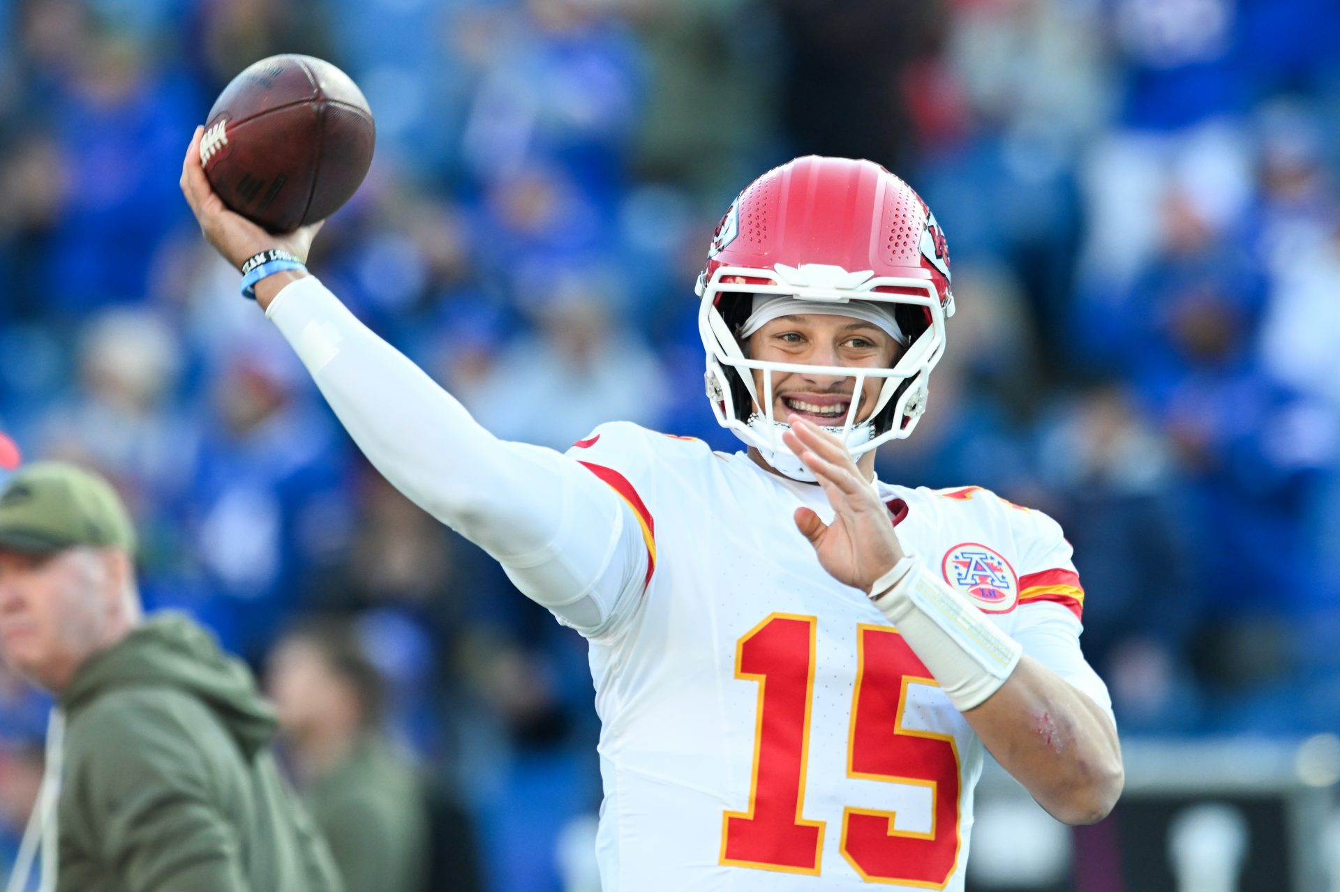 Kansas City Chiefs quarterback Patrick Mahomes (15) warms up before the game against the Buffalo Bills at Highmark Stadium.