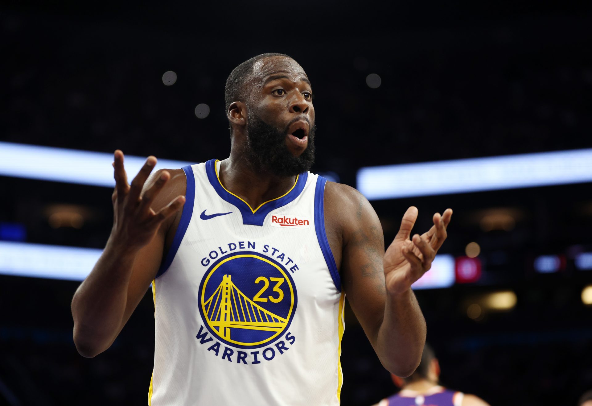 Golden State Warriors forward Draymond Green (23) reacts against the Phoenix Suns in the second half at Mortgage Matchup Center.