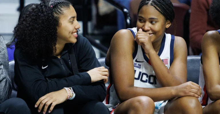 Azzi Fudd, Sarah Strong.
Source: Imagn Images