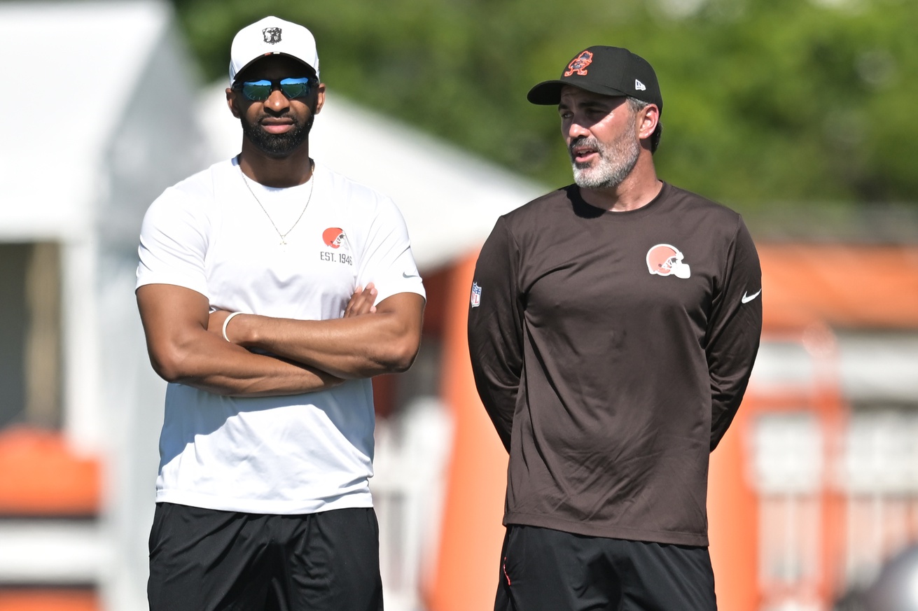 Cleveland Browns head coach Kevin Stefanski, right, and executive vice president, football operations & general manager Andrew Berry watch the team during training camp at CrossCountry Mortgage Campus.