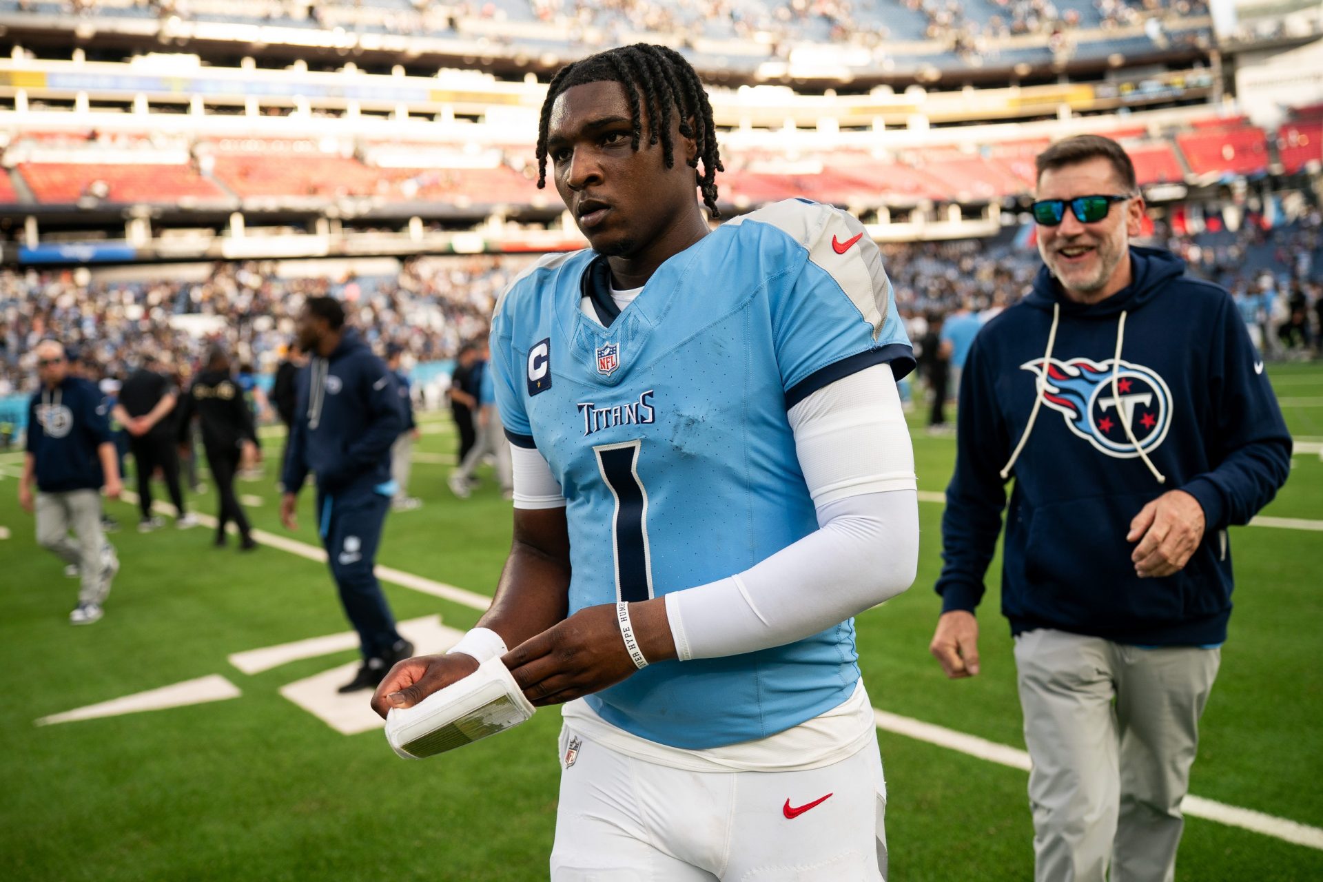 Tennessee Titans quarterback Cam Ward (1) heads to the locker room after the New Orleans Saints won 34-26 at Nissan Stadium in Nashville, Tenn., Sunday, Dec. 28, 2025.