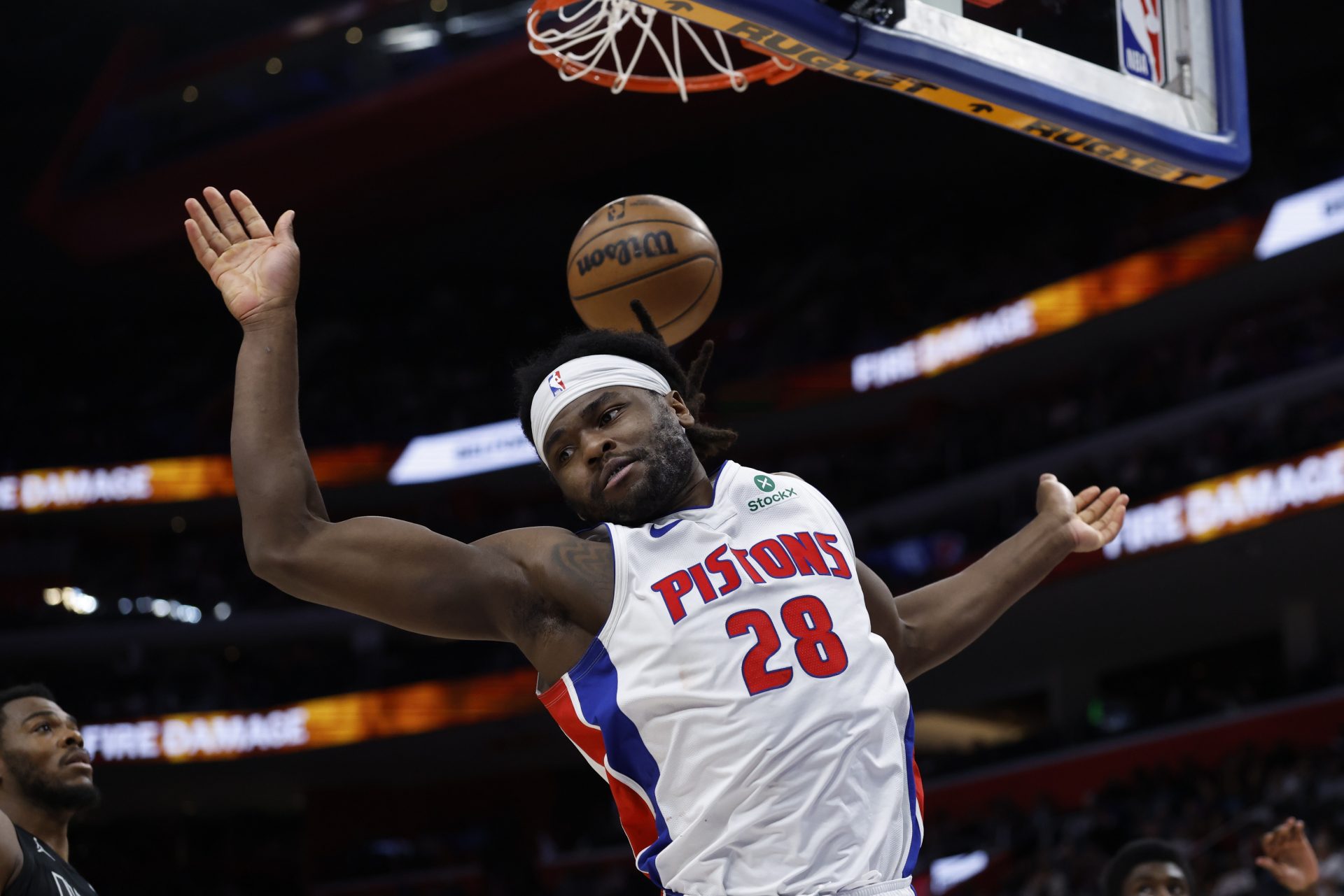Detroit Pistons forward Isaiah Stewart (28) dunks in the second half against the Brooklyn Nets at Little Caesars Arena.