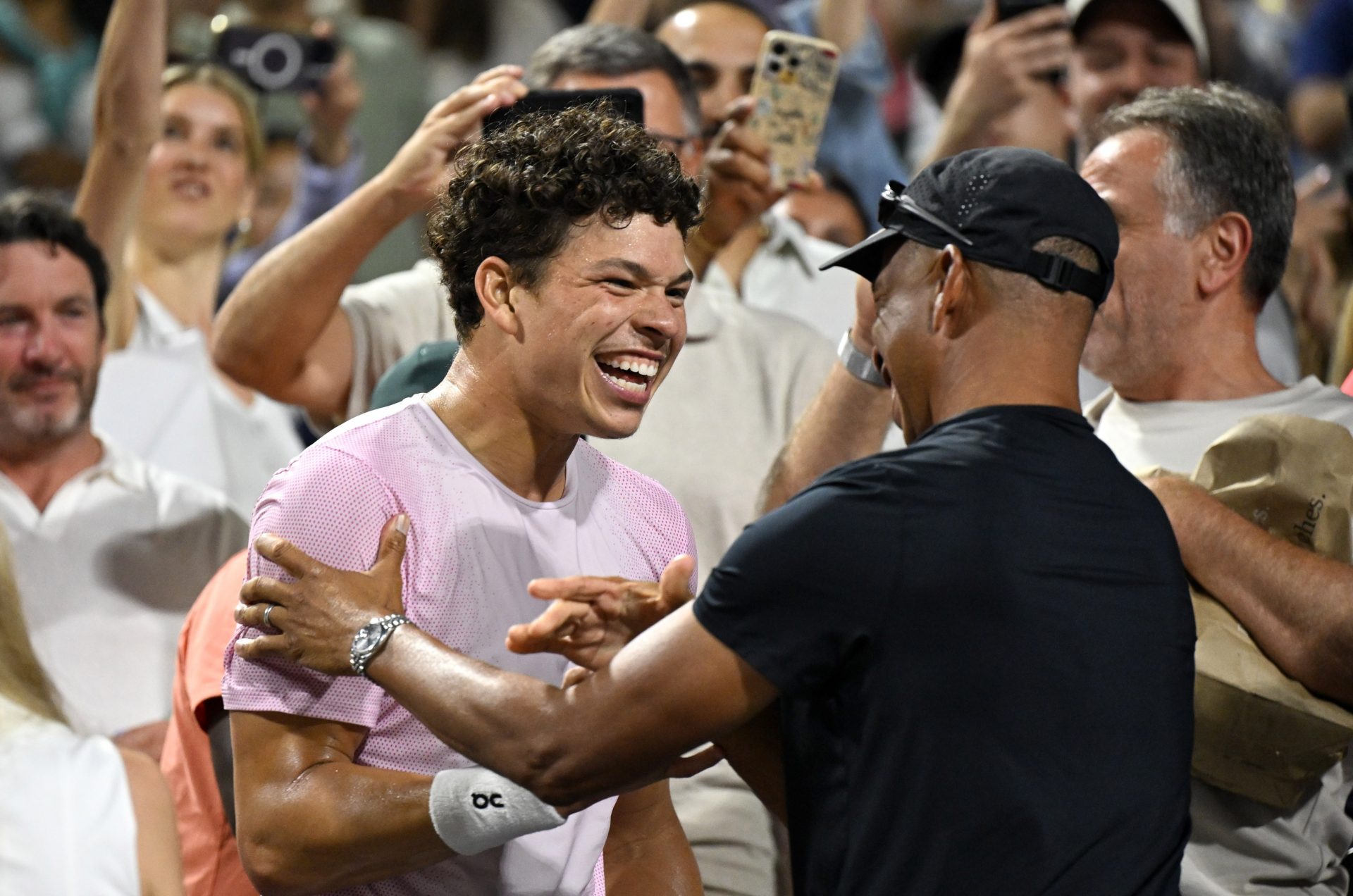 Ben Shelton (USA) celebrates with his father Bryan Shelton after his win over Karen Khachanov during the singles final at Sobeys Stadium.