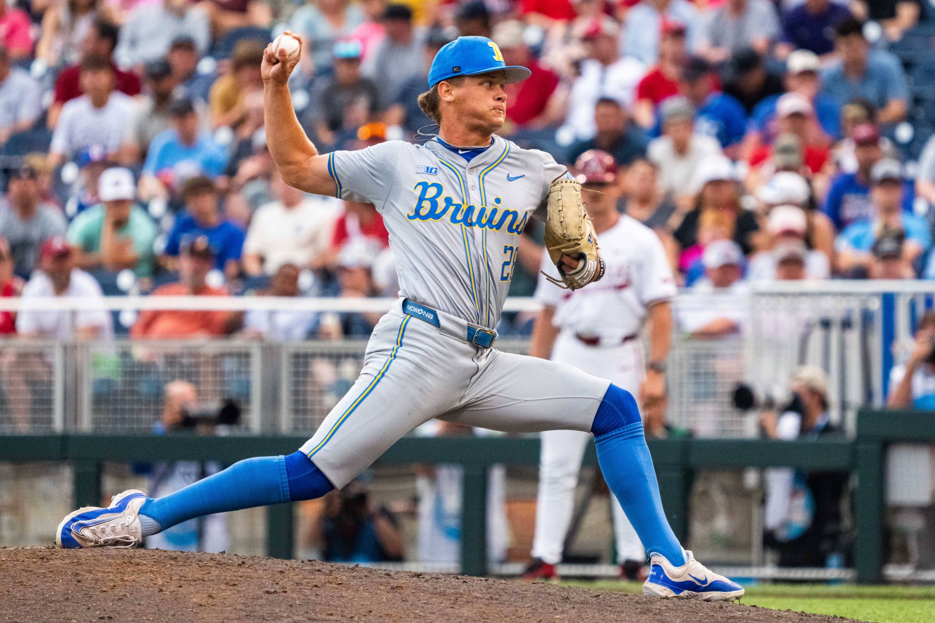 UCLA Bruins pitcher Cal Randall (28) pitches against the Arkansas Razorbacks during the fifth inning at Charles Schwab Field.