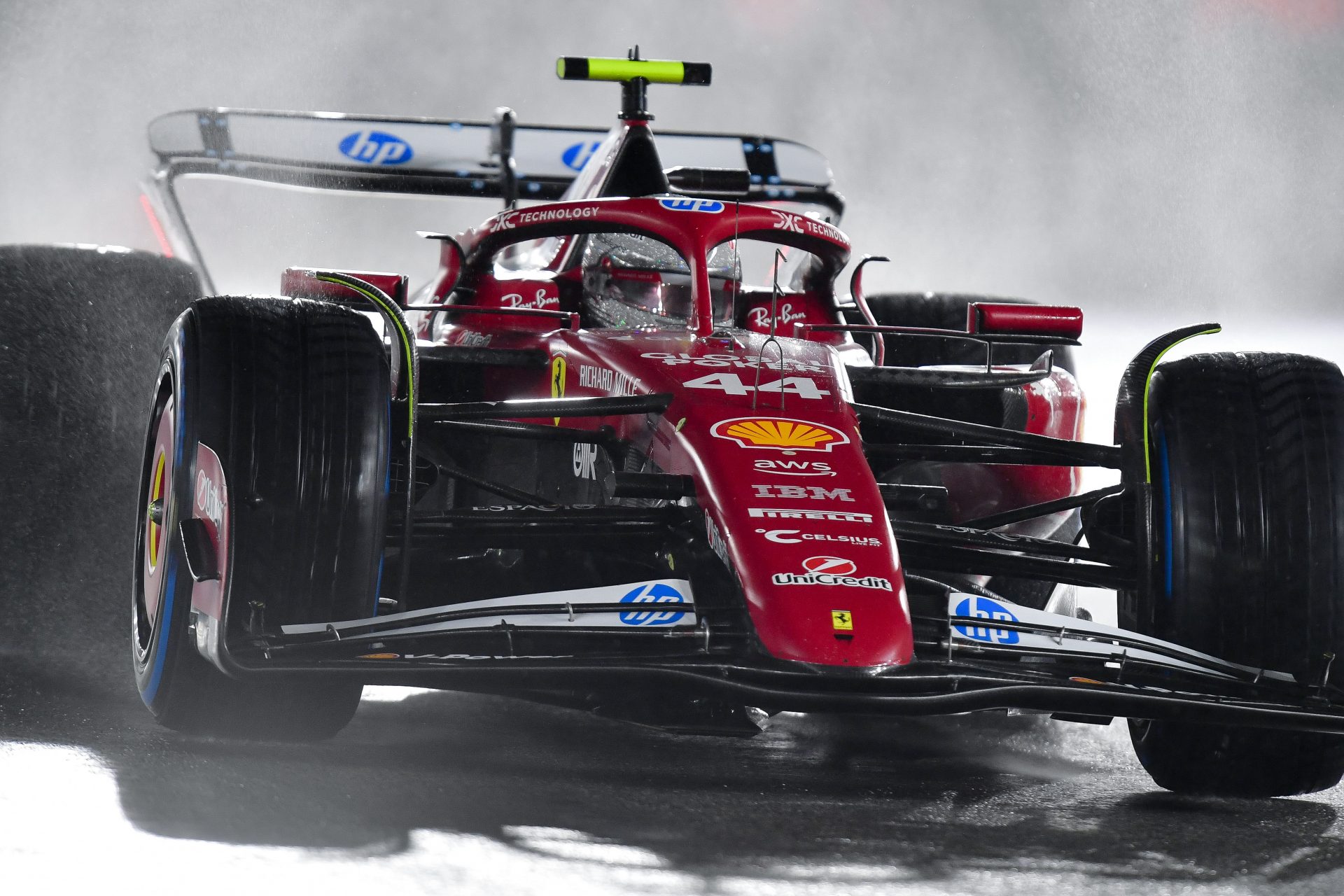 Lewis Hamilton at the 2025 Las Vegas Grand Prix. Credits: Gary A. Vasquez-Imagn Images