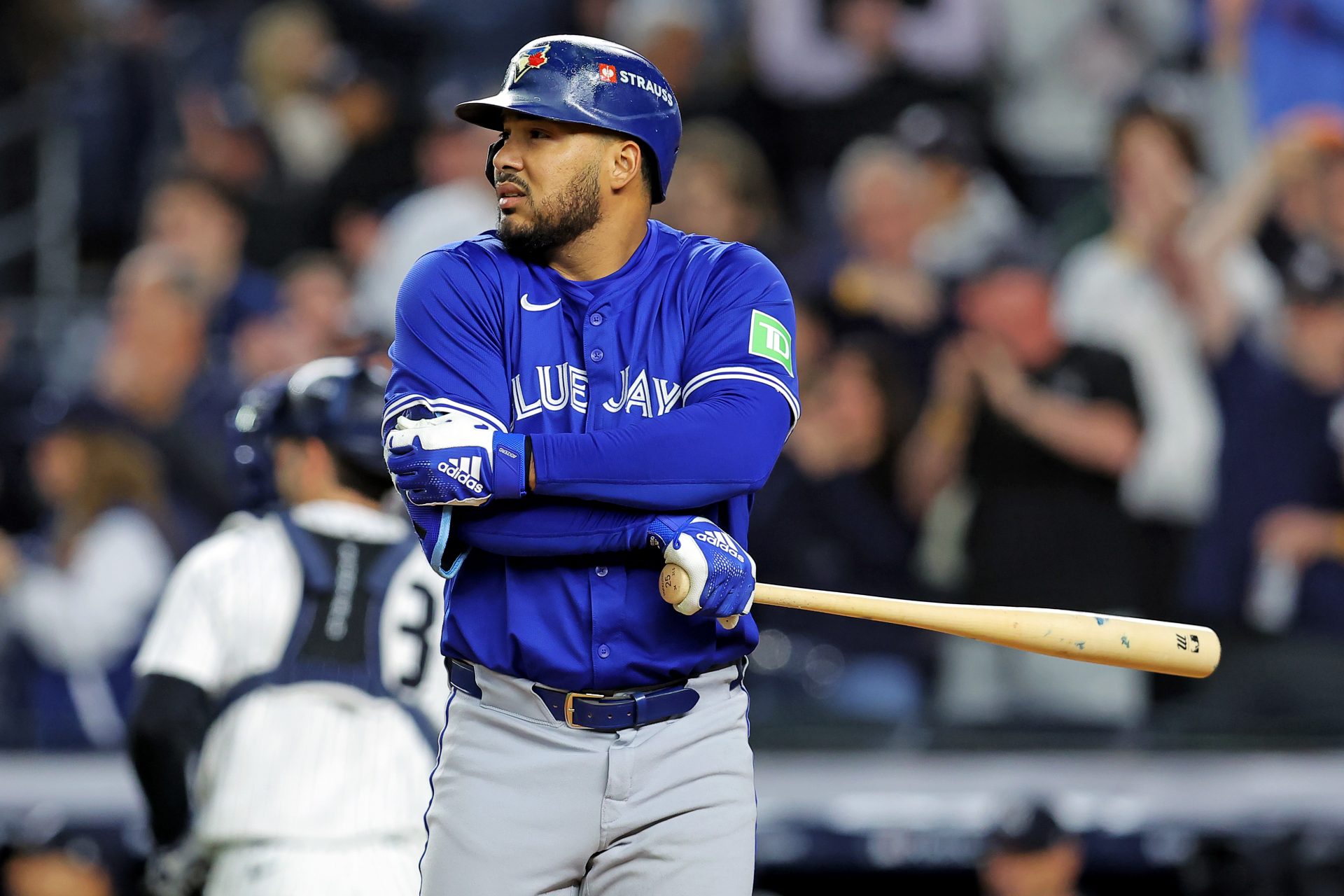 Toronto Blue Jays right fielder Anthony Santander (25) reacts to striking out to end the fourth inning against the New York Yankees during game four of the ALDS round for the 2025 MLB playoffs at Yankee Stadium.
