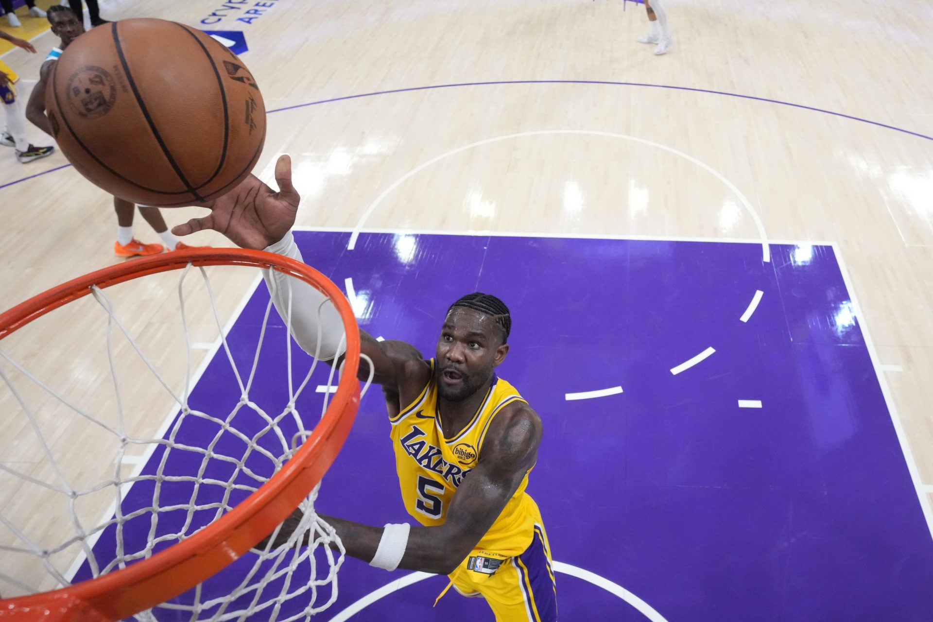 Los Angeles Lakers center Deandre Ayton (5) shoots the ball against the Charlotte Hornets in the second half at Crypto.com Arena.