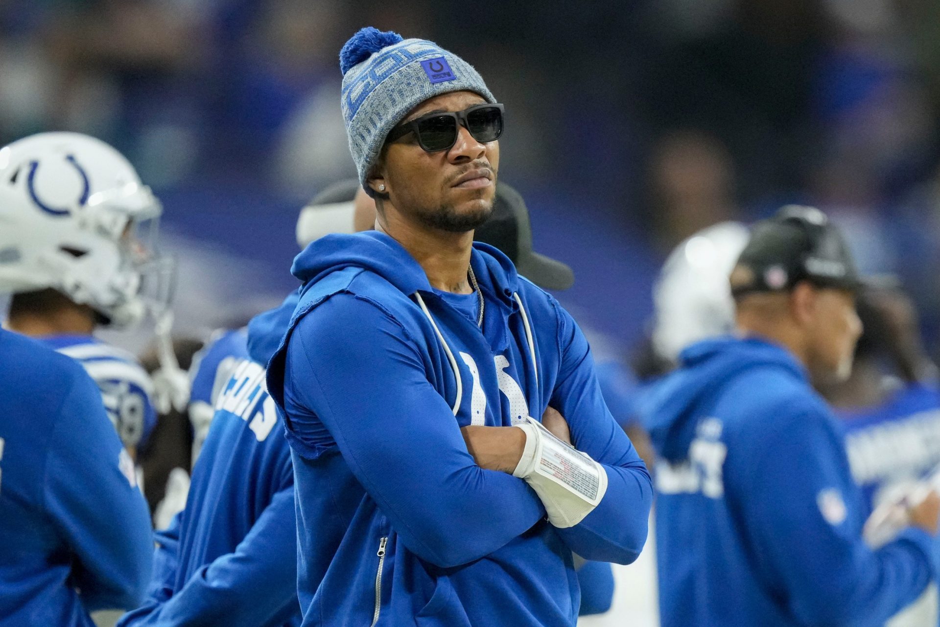Anthony Richardson (5) watches the action on the field - Indianapolis Colts vs Jacksonville Jaguars - Source: Imagn