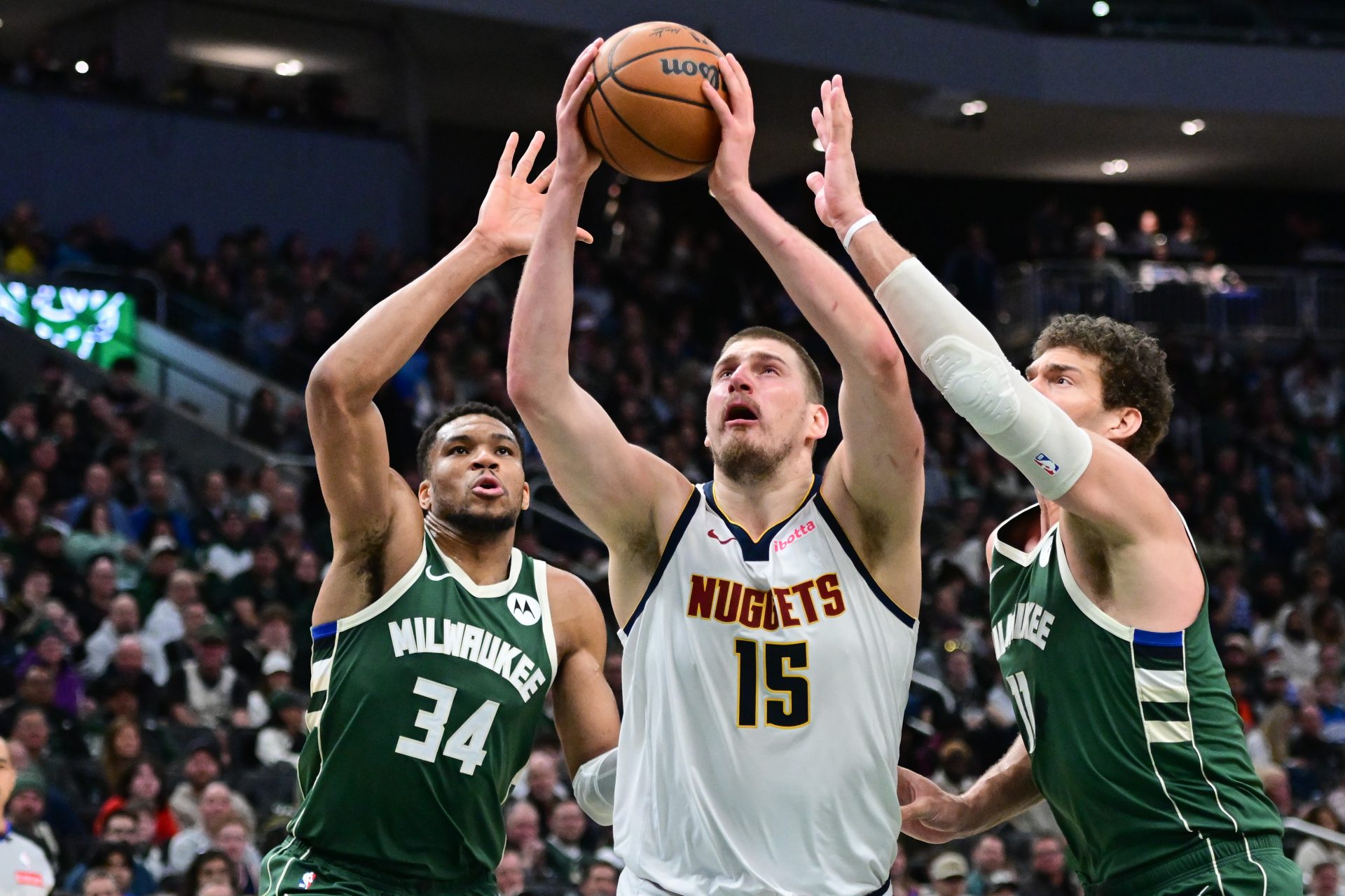Denver Nuggets vs. Milwaukee Bucks - 2024-25 NBA regular season - Source: Imagn Images