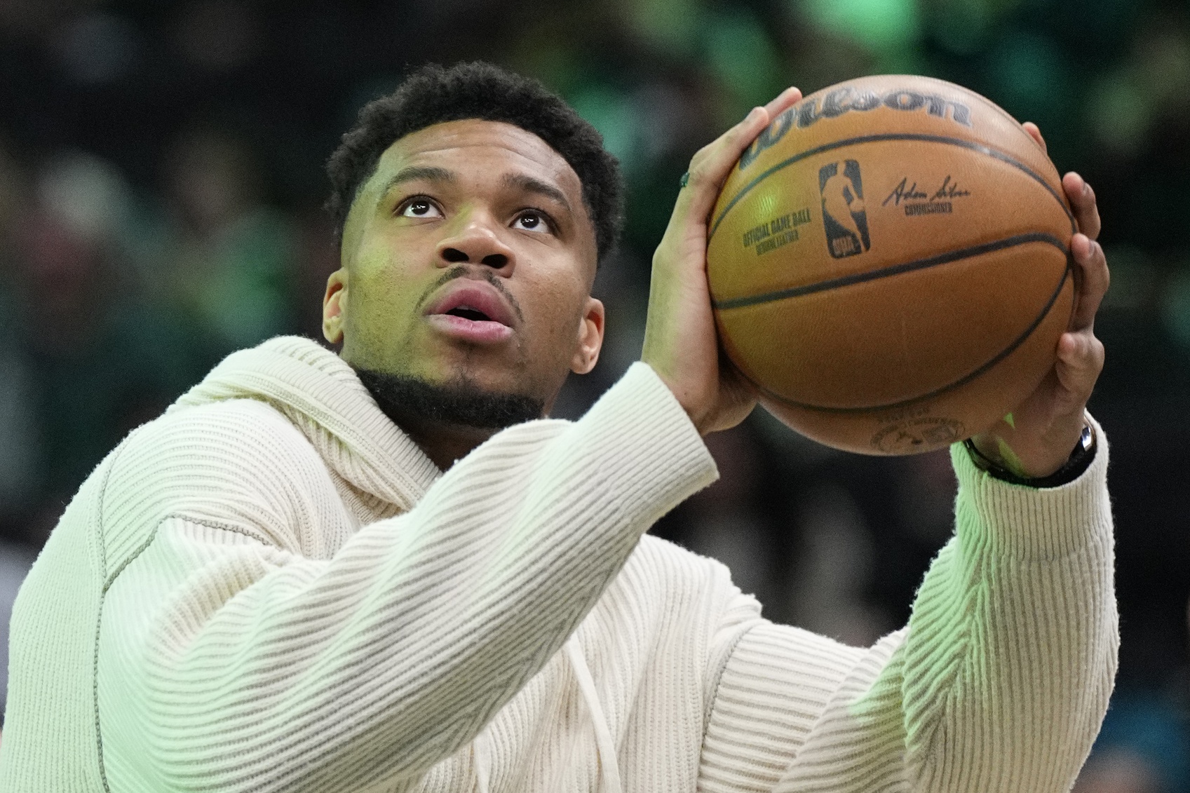 Milwaukee Bucks forward Giannis Antetokounmpo (34) takes a couple of shots during a time out against the Cleveland Cavaliers in the first half at Fiserv Forum - Source: Imagn Images