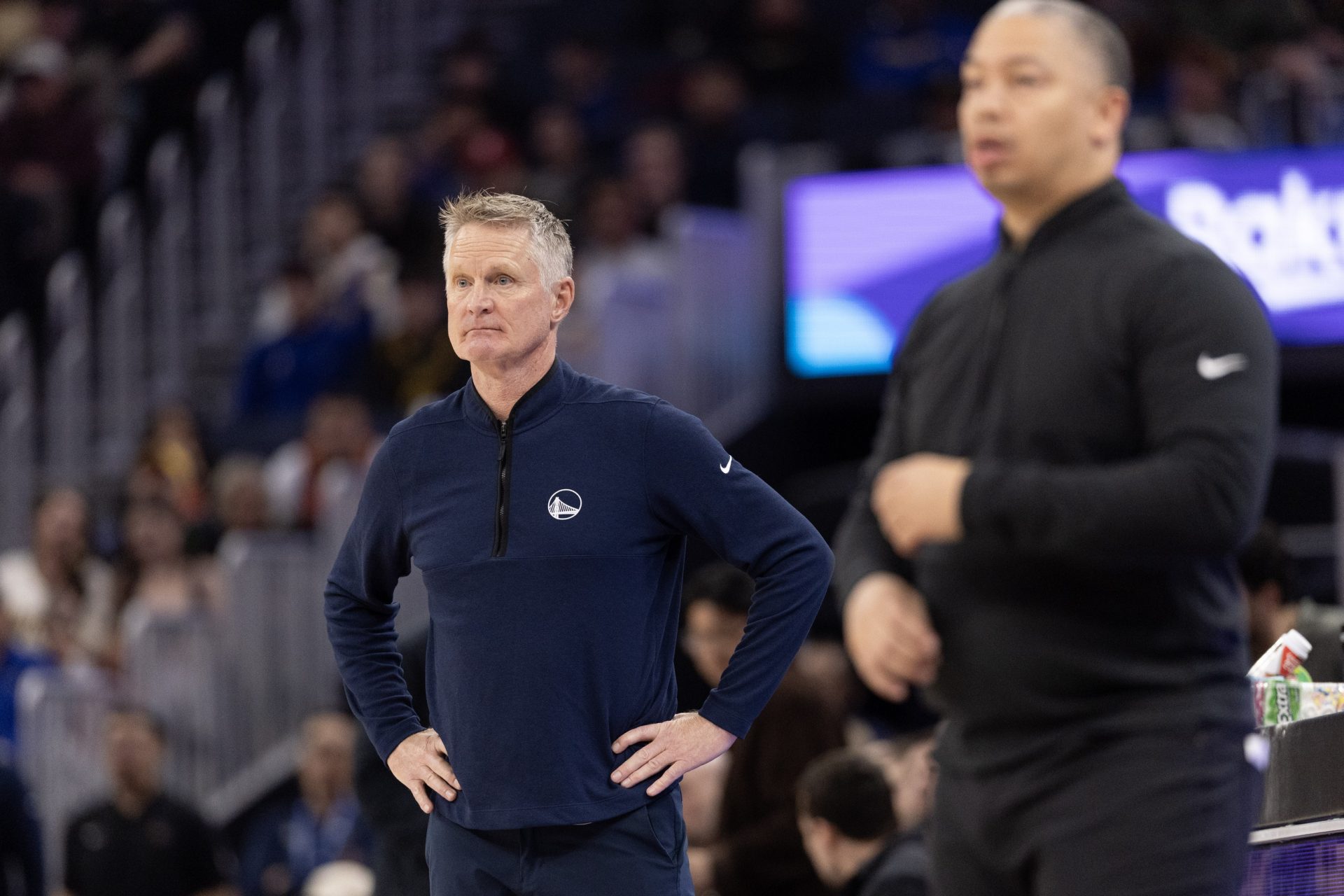 Golden State Warriors head coach Steve Kerr  (left) and Los Angeles Clippers head coach Tyronn Lue watch their respective teams during the third quarter at Chase Center - Source: Imagn