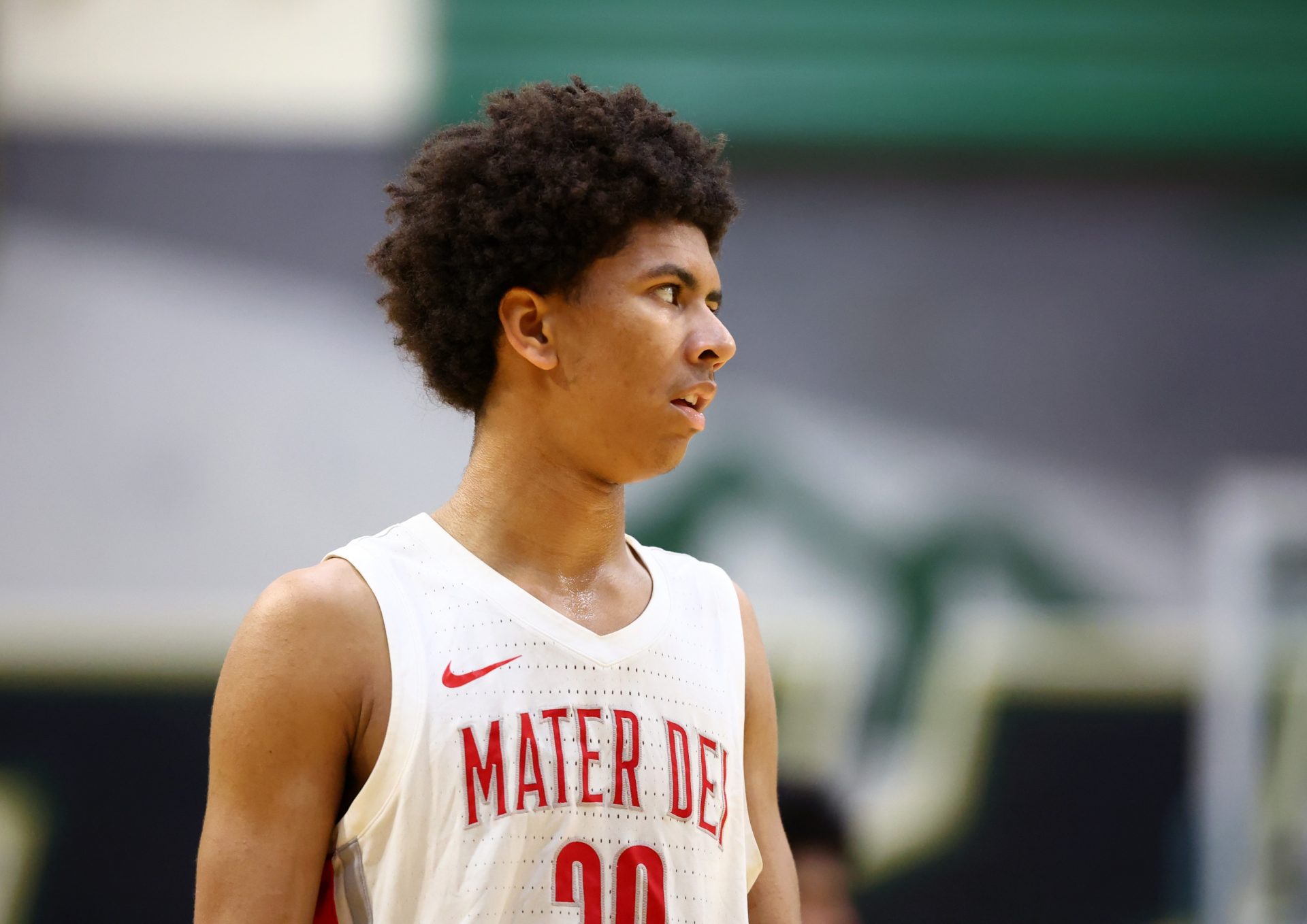 Mater Dei guard Malloy Smith (30) against Rainier Beach High School (WA) during the HoopHall West Tournament at Skyline High School.