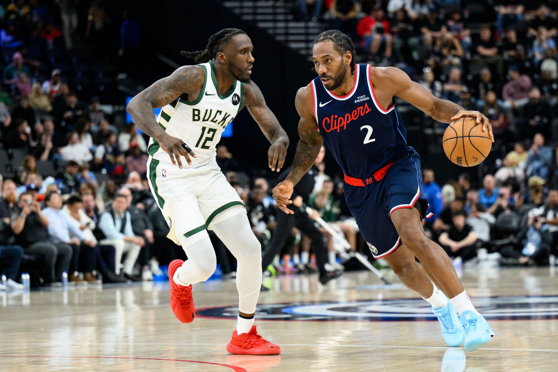 LA Clippers vs Milwaukee Bucks - 2025-26 NBA regular season - Source: Imagn Images