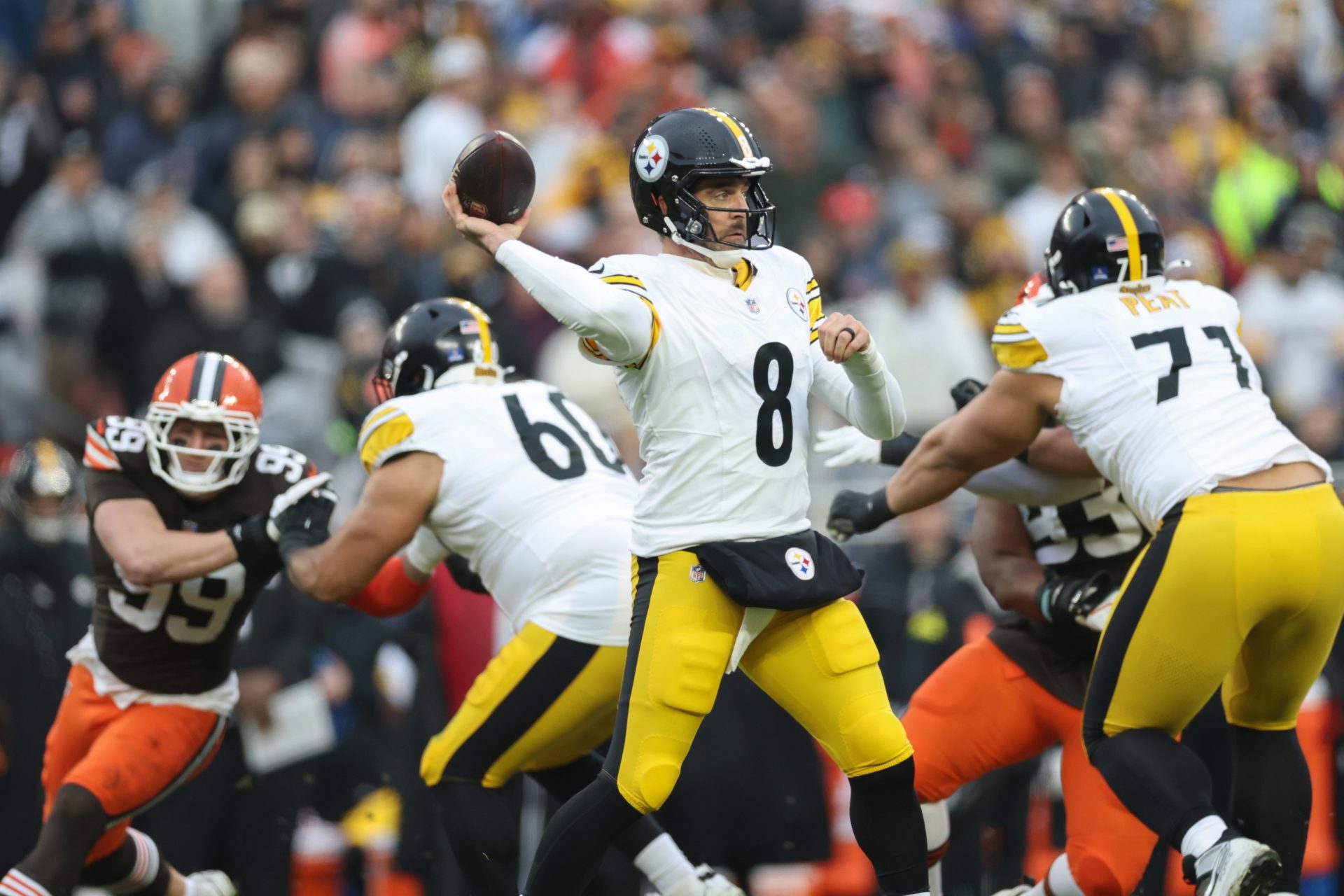 Pittsburgh Steelers quarterback Aaron Rodgers (8) throws in the first quarter against the Cleveland Browns at Huntington Bank Field. Credit: Imagn