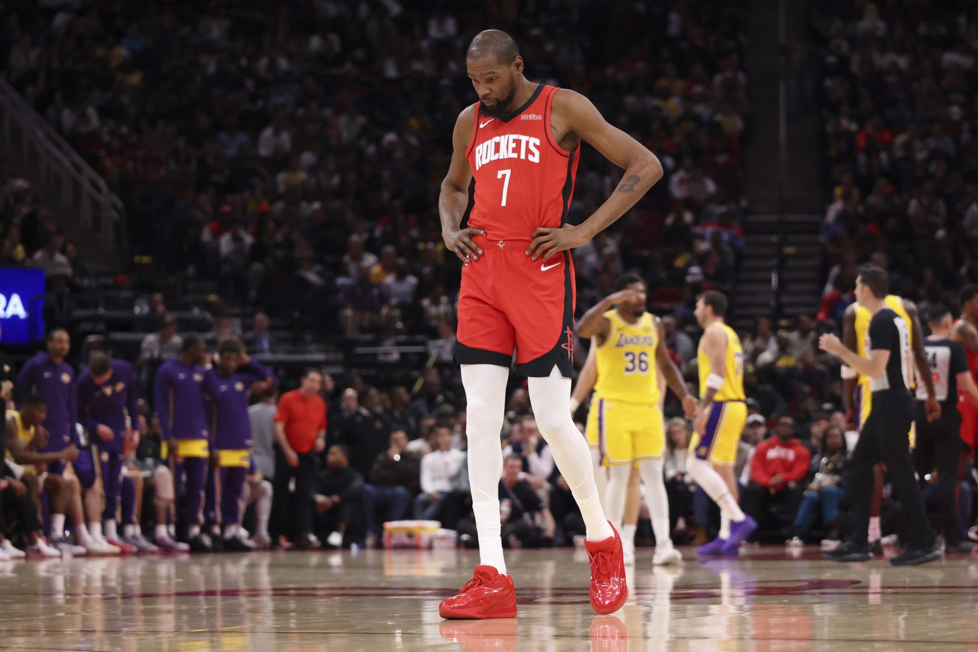 Houston Rockets vs. LA Lakers - 2025-26 NBA regular season - Source: Imagn Images