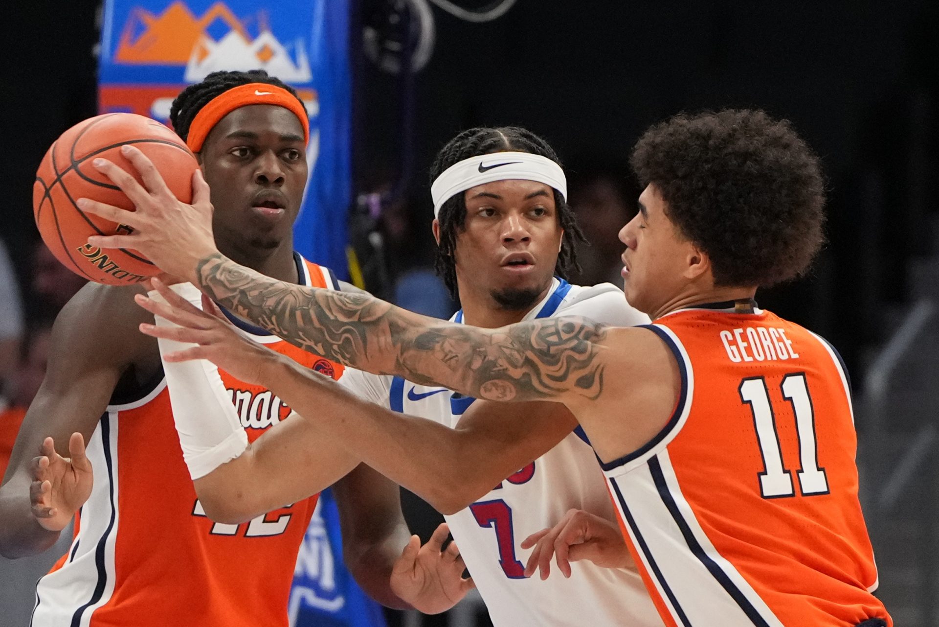 Syracuse Orange guard Naithan George (11) knocks the ball from Southern Methodist University Mustangs forward Jermaine O'Neal Jr. (7) in the first half at Spectrum Center. Source: Bob Donnan-Imagn Images