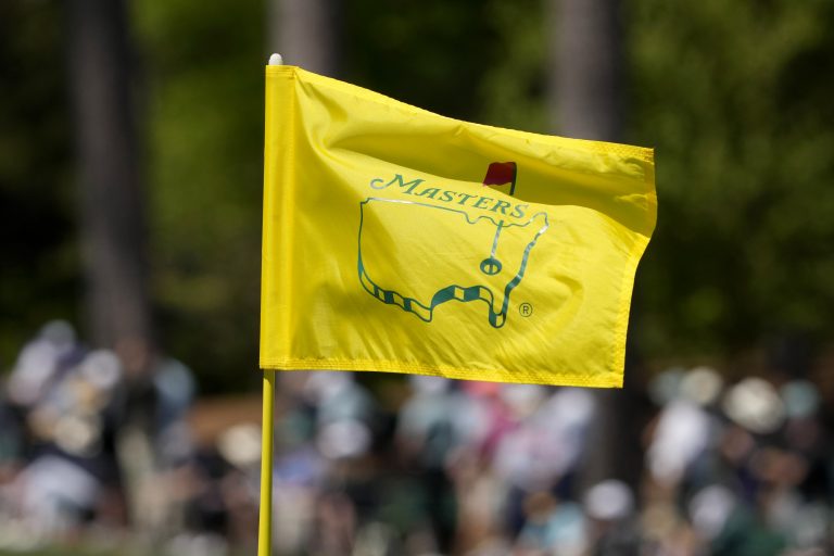 “Dumbest Thing PGA Is Doing” – Golf Fans Blast ESPN for Jason Kelce Decision Ahead of the Masters