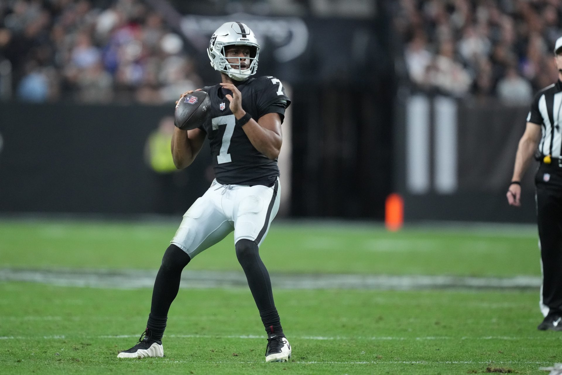 Geno Smith - Las Vegas Raiders vs.  New York Giants - Source: Imagn.