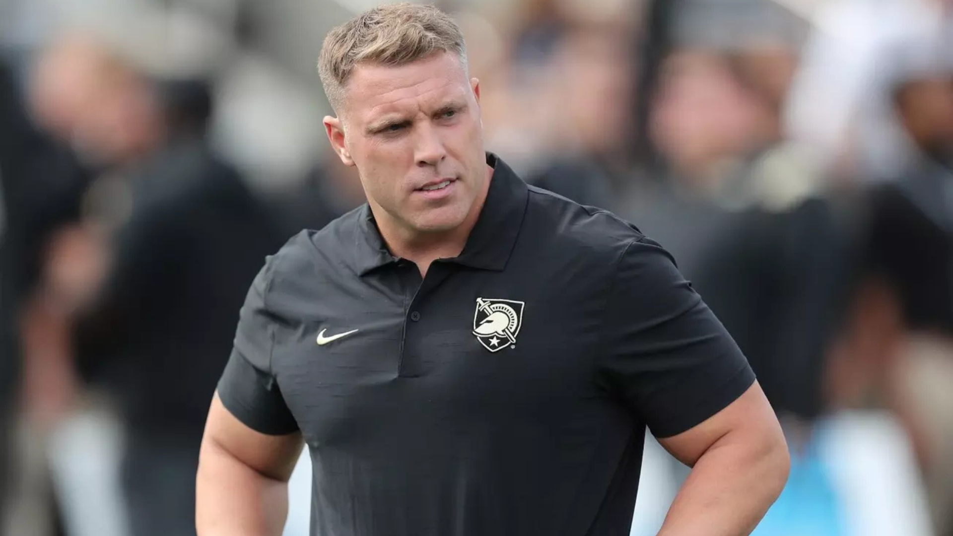 Mike Viti posing during a game. (Image via goarmywestpoint.com)