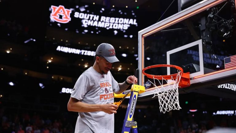 Chad Baker-Mazara Celebrates During March Madness (Image via Instagram/@cbuckets27)