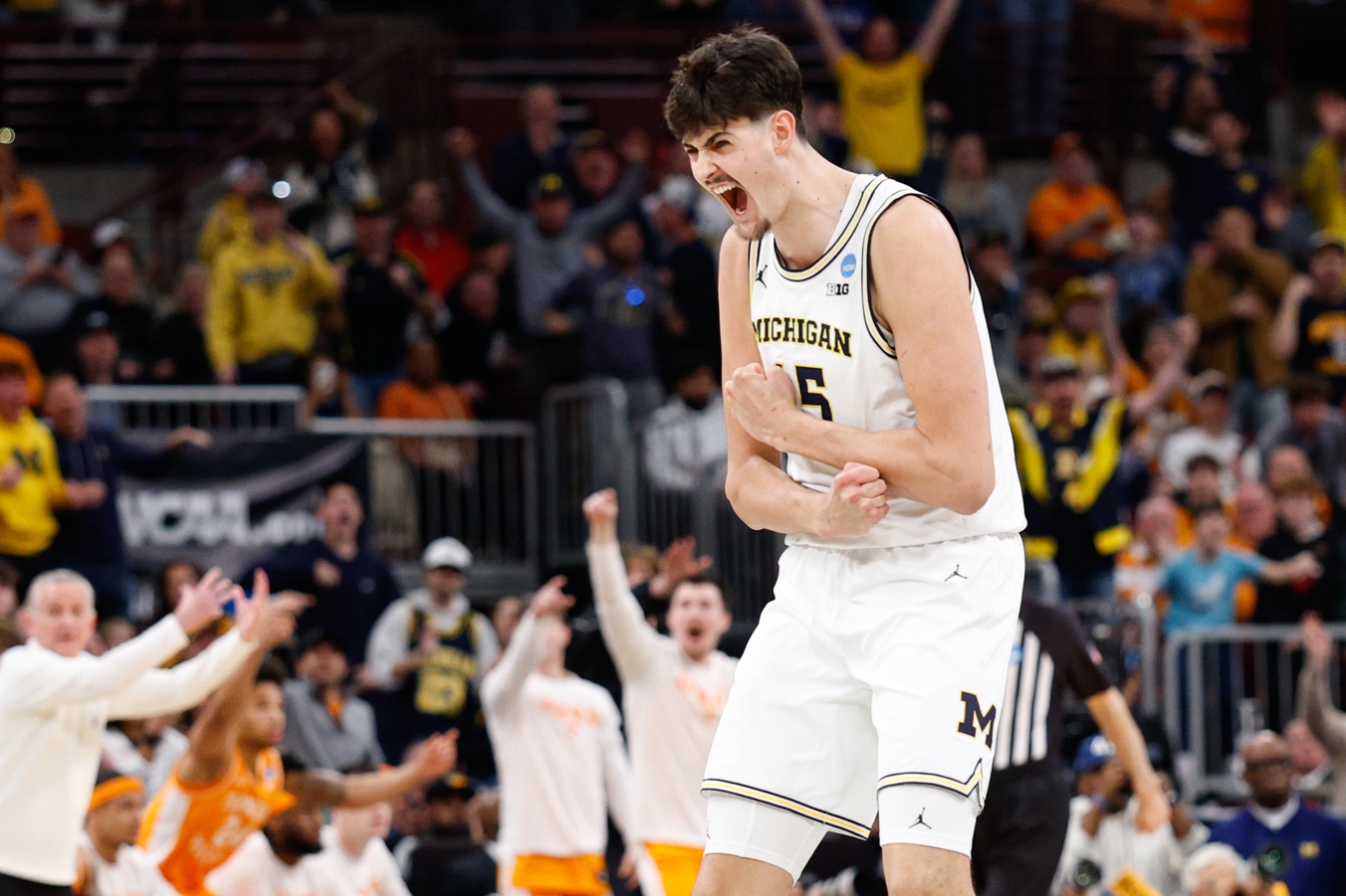 Michigan Wolverines center Aday Mara (15) reacts in the first half against the Tennessee Volunteers during an Elite Eight game of the Midwest Regional of the men's 2026 NCAA Tournament at United Center. Source: Imagn