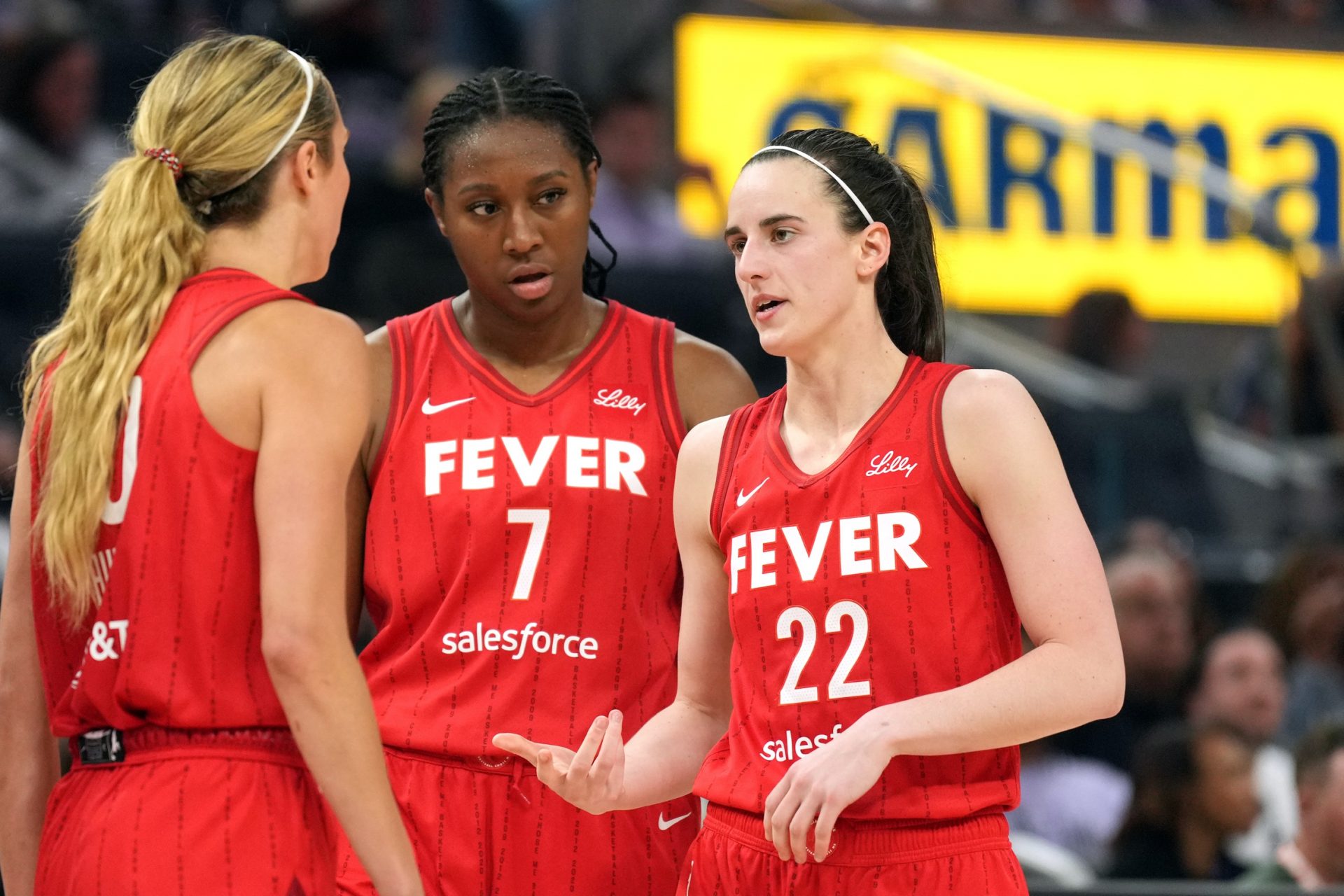Caitlin Clark Drops 3-Word Reaction As Aliyah Boston Signs Historic $6.3M Contract - Source: IMAGN