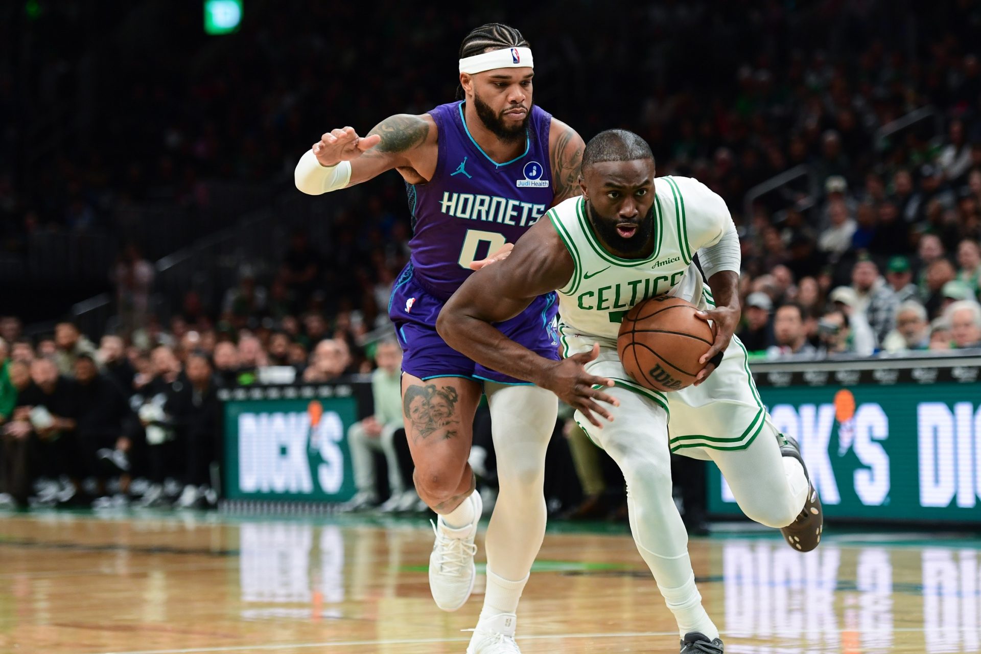 Boston Celtics vs Charlotte Hornets - Source: Imagn