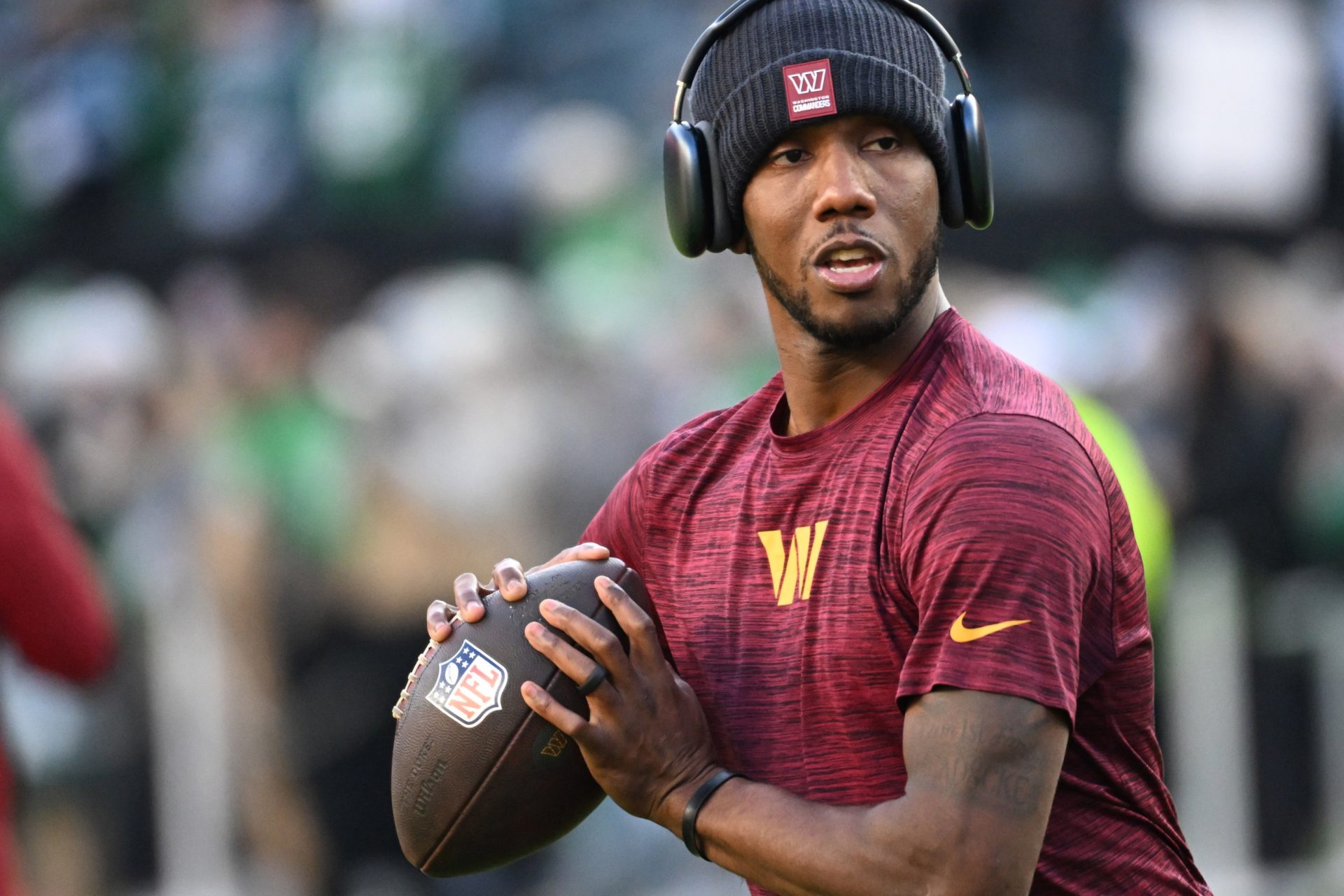 Jayden Daniels - Washington Commanders vs Philadelphia Eagles at Lincoln Financial Field - Source: Imagn