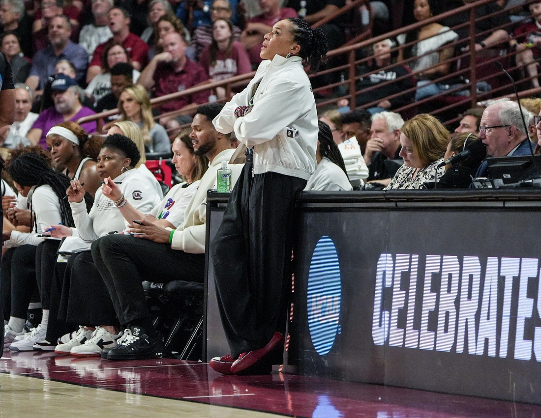Dawn Staley - Source: Imagn.