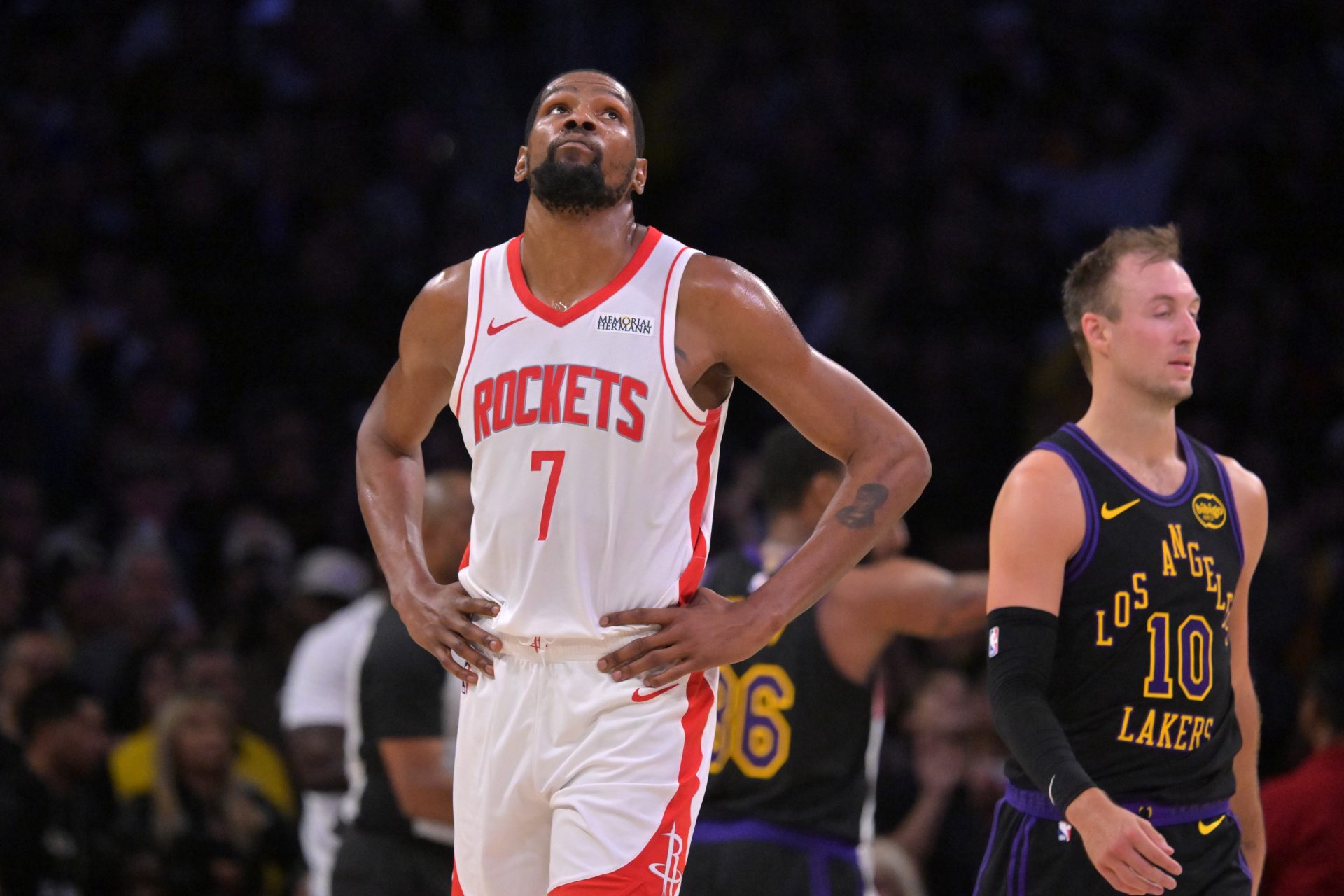 Houston Rockets forward Kevin Durant (7) looks on from the court in the second half of game two of the first round of the 2026 NBA Playoffs against the Los Angeles Lakers at Crypto.com Arena - Source: Imagn Images