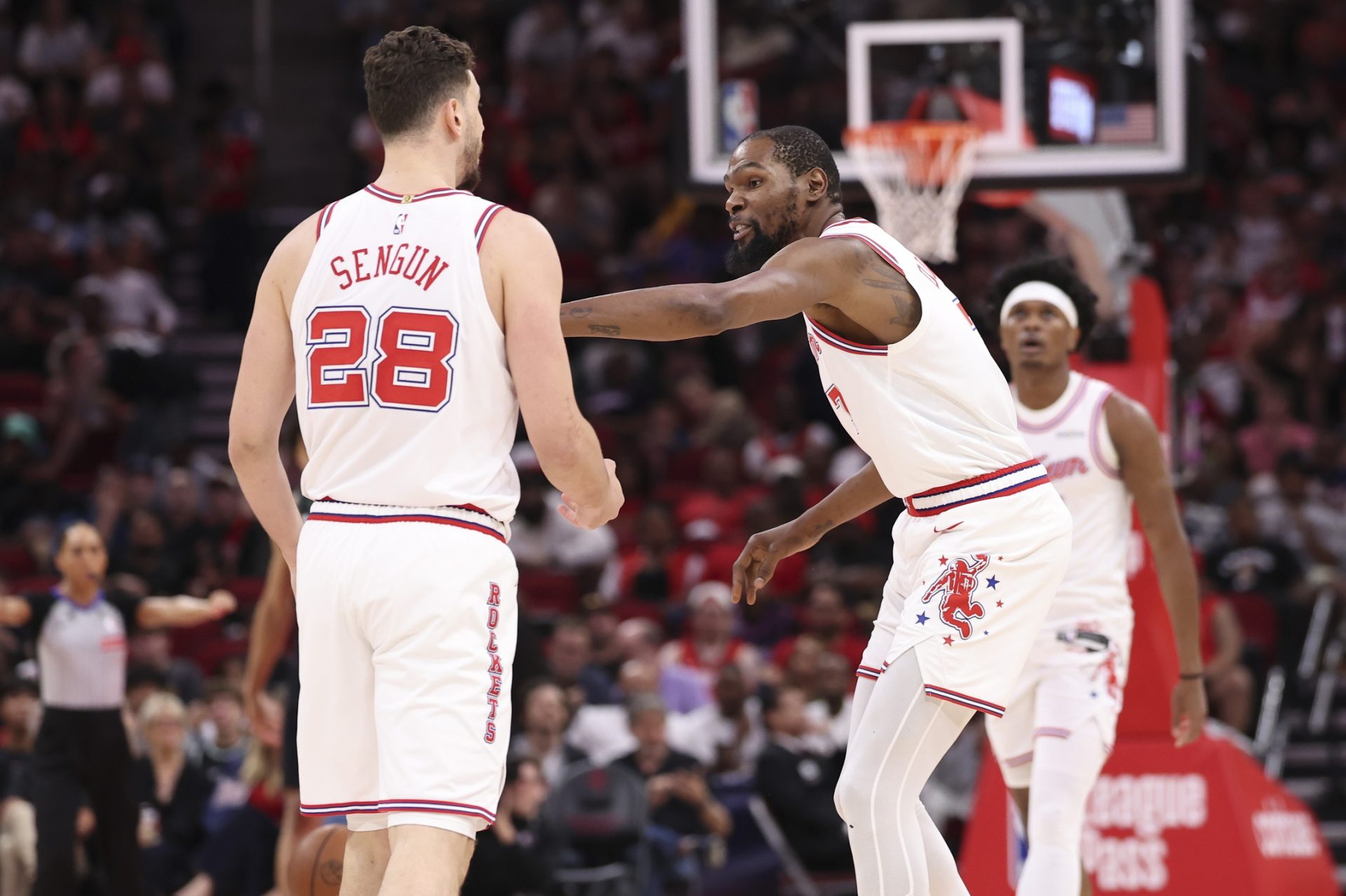 Alperen Sengun and Kevin Durant - Source: Imagn