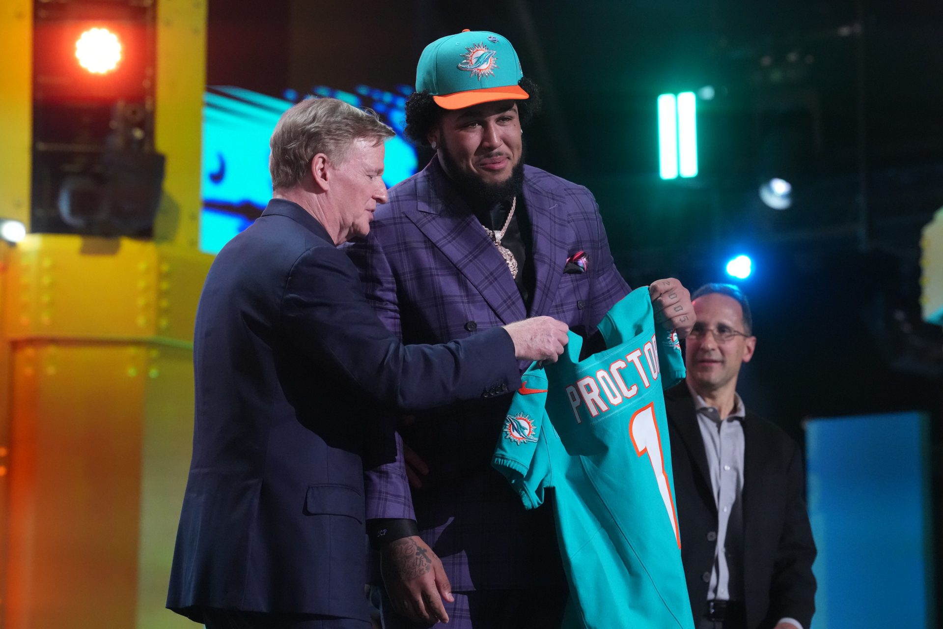 Alabama Crimson Tide tackle Kadyn Proctor is selected by the Miami Dolphins as the number twelve pick during the 2026 NFL Draft. Source: Kirby Lee-Imagn Images