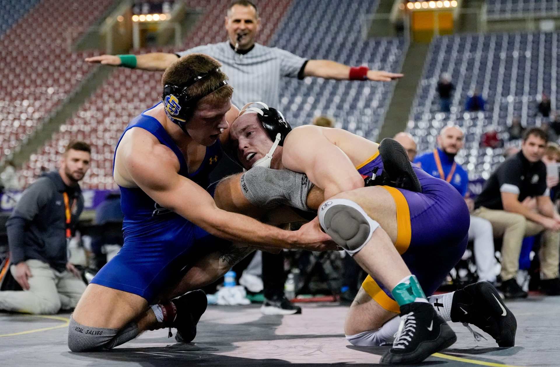 Parker Keckeisen vs Bennett Berge - Source: Imagn