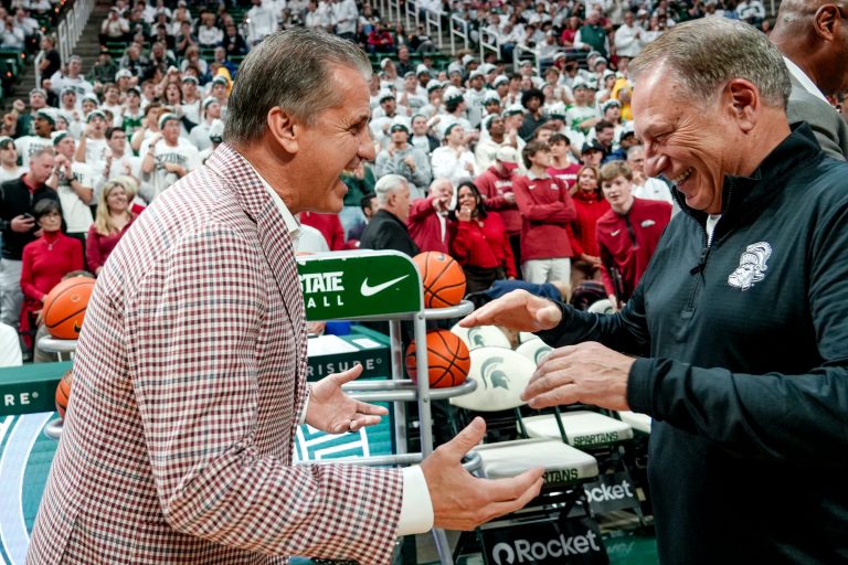 Arkansas' head coach John Calipari, left, and Michigan State's coach Tom Izzo meet.
Source: Imagn Images