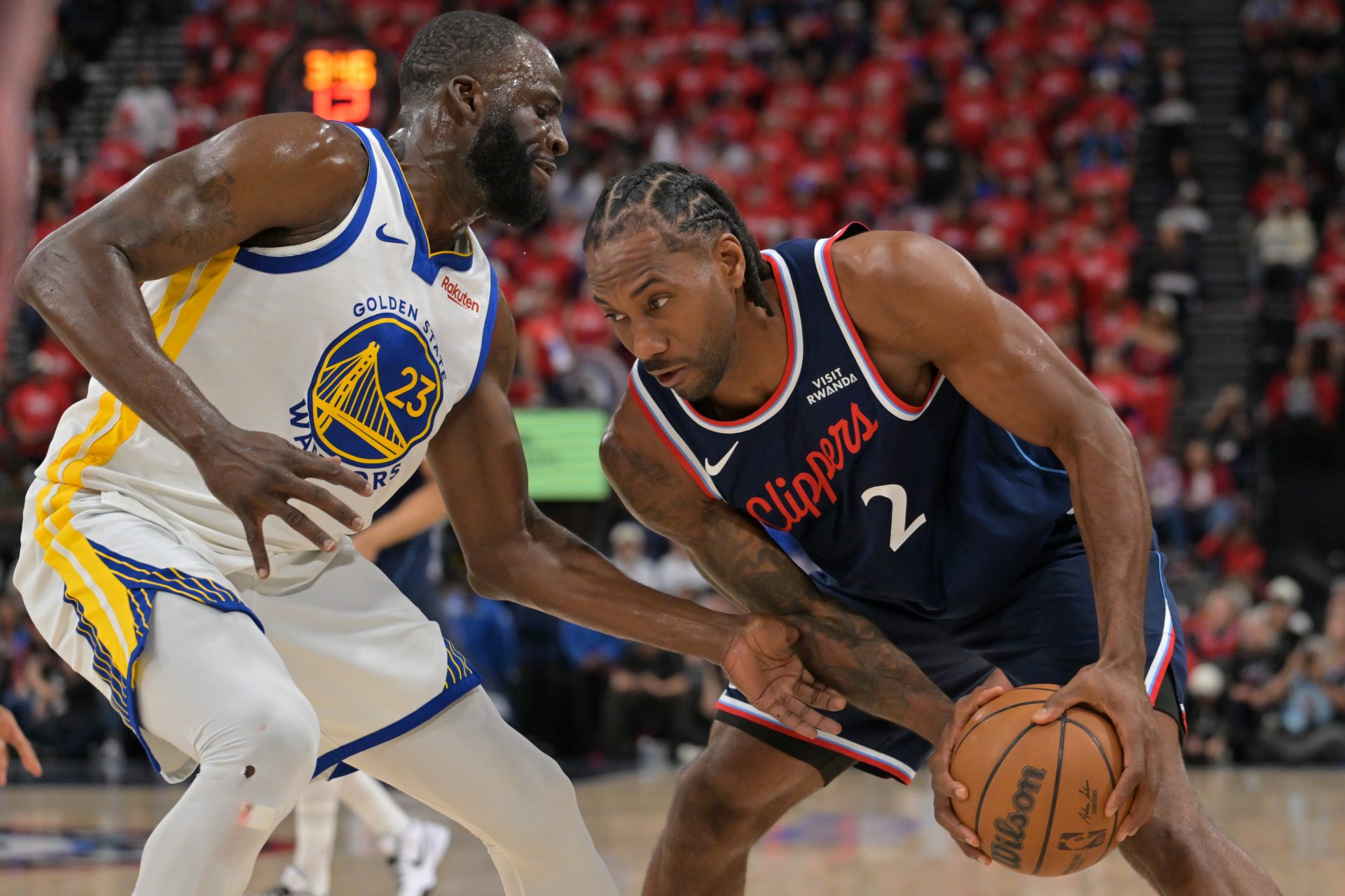 Golden State Warriors vs. Kawhi Leonard - 2025-26 NBA Play-in Tournament - Source: Imagn Images