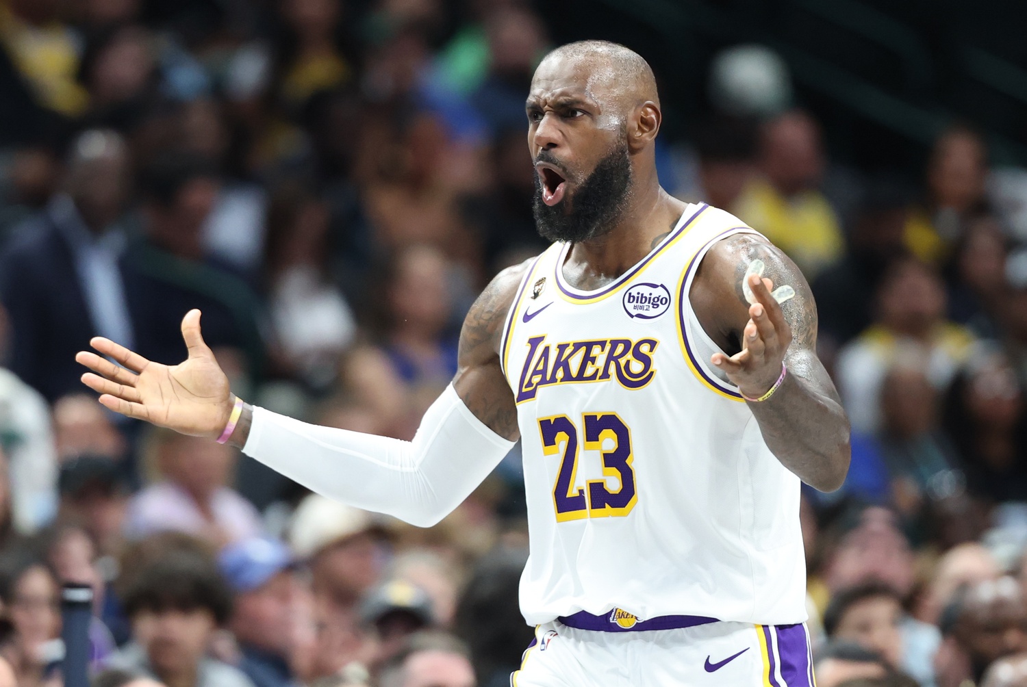 LeBron James Pinpoints Silver Lining For Lakers in First Game Without Luka Doncic, Austin Reaves - Source: IMAGN