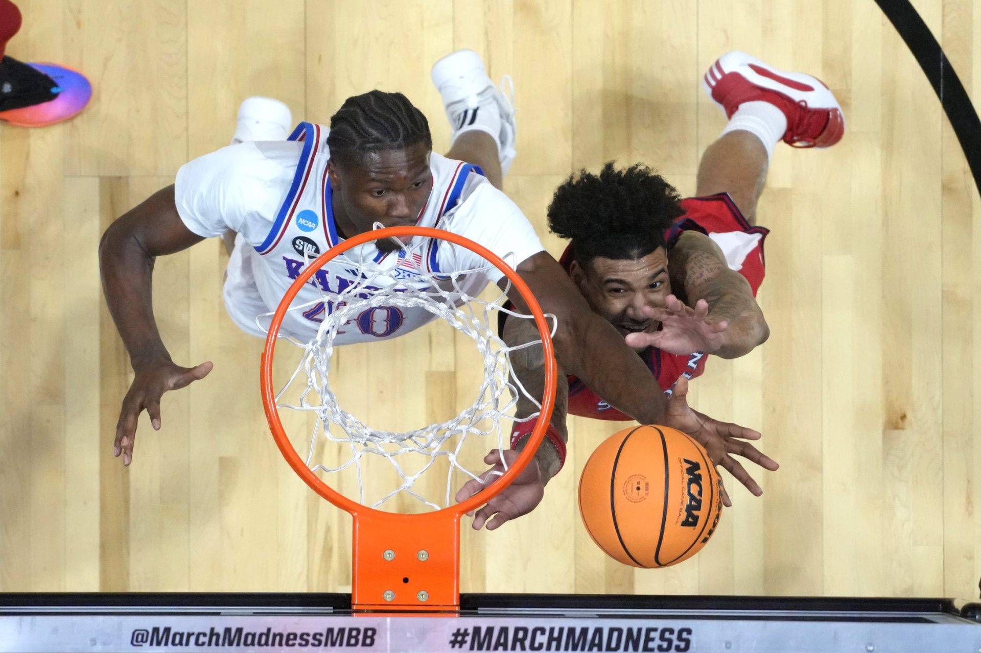 Flory Bidunga - Kansas vs. St. John's - Source: Iamgn.