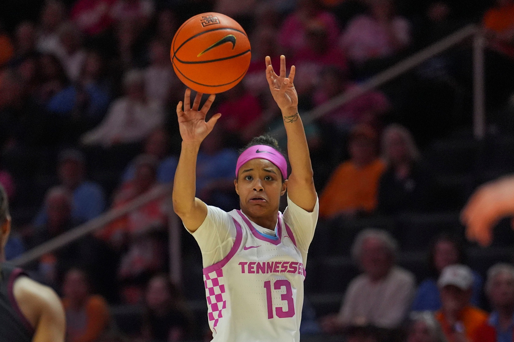 Tennessee guard Mia Pauldo (13) shoots the ball during a NCAA basketball game at Thompson-Boling Arena at Food City Center in Knoxville, Tenn
Source: Imagn