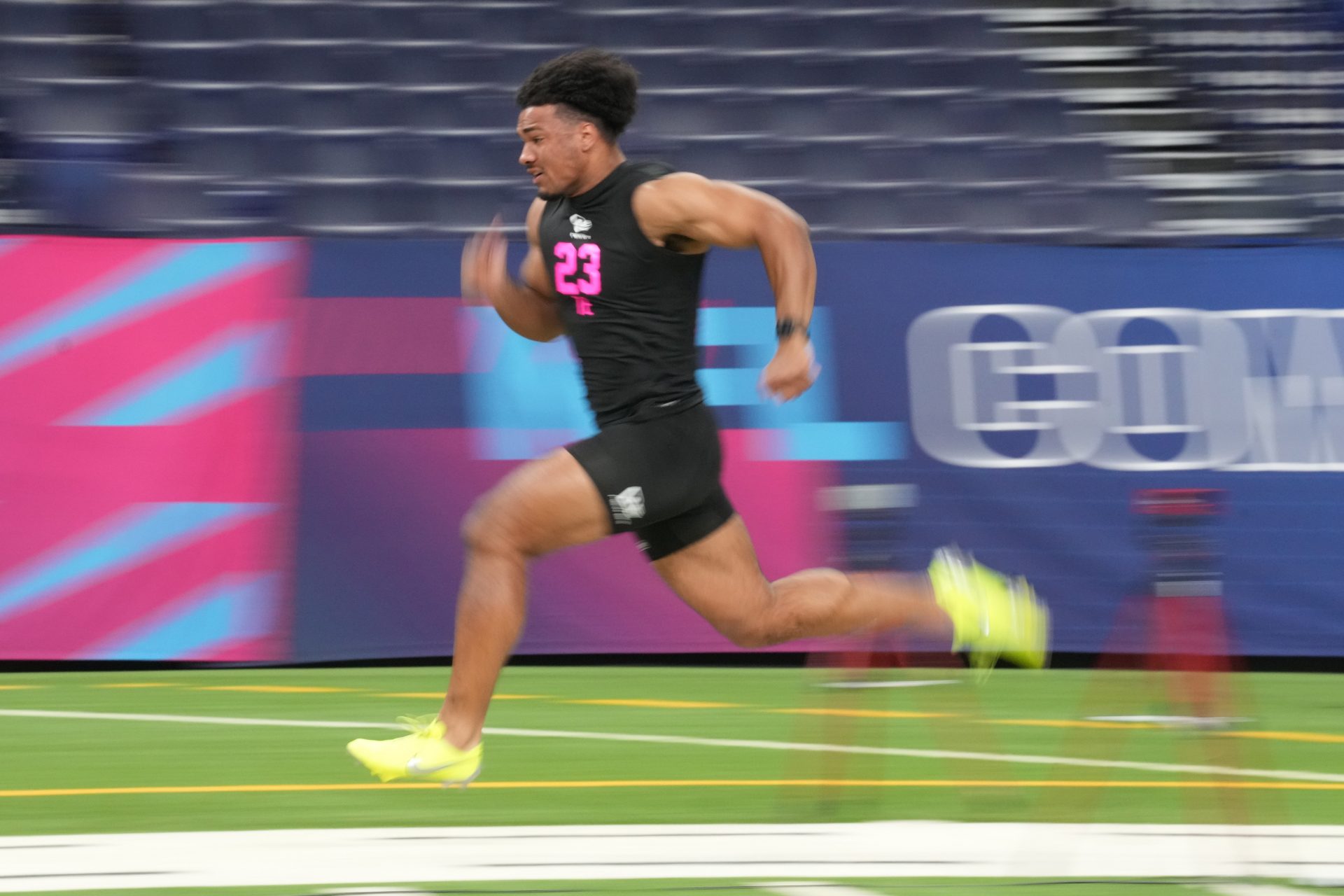 Oregon tight end Kenyon Sadiq (TE23) during the NFL Scouting Combine.
Source: Kirby Lee-Imagn Images