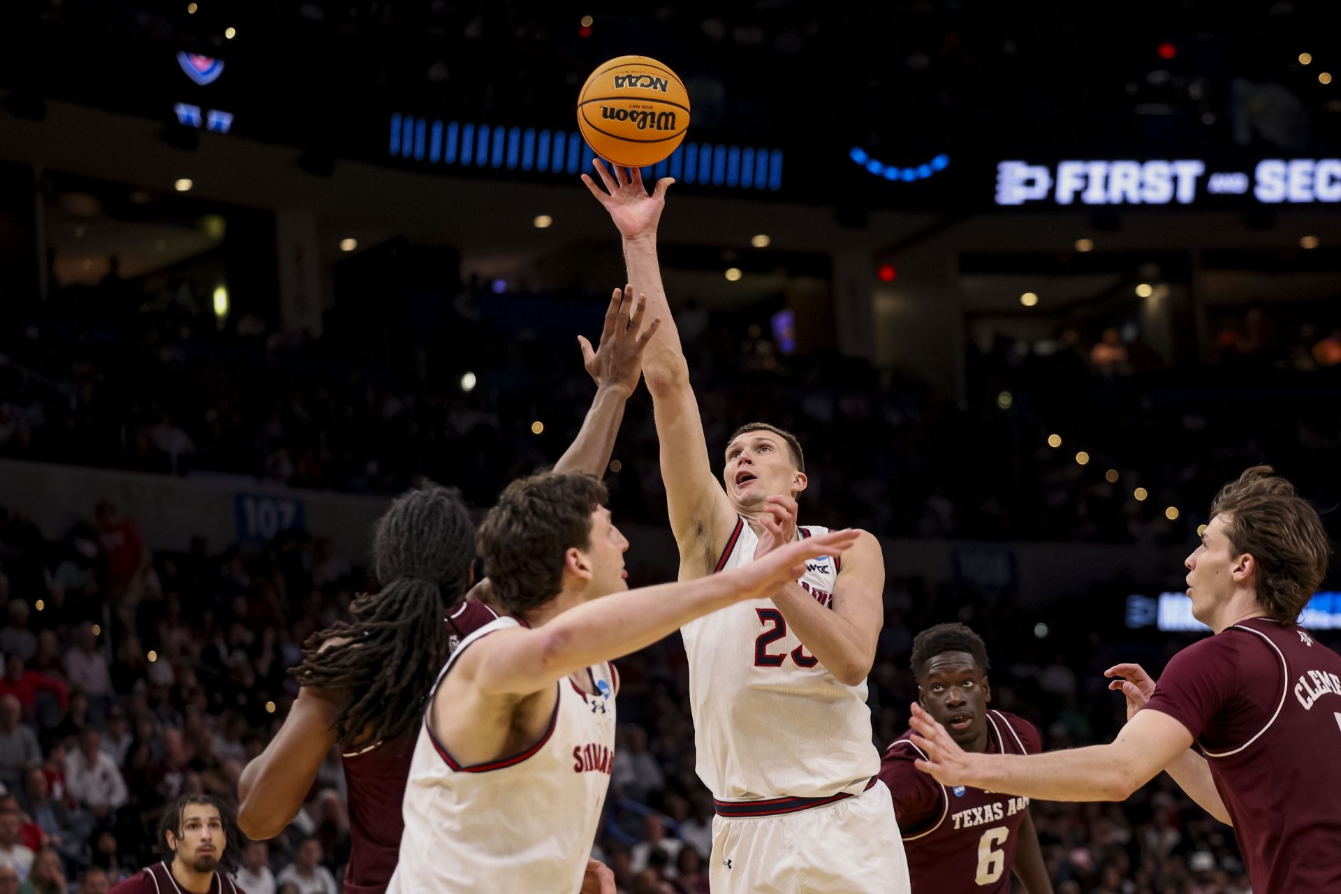 Paulius Murauskas - Saint Mary's vs. Texas A&M - Source: Imagn.